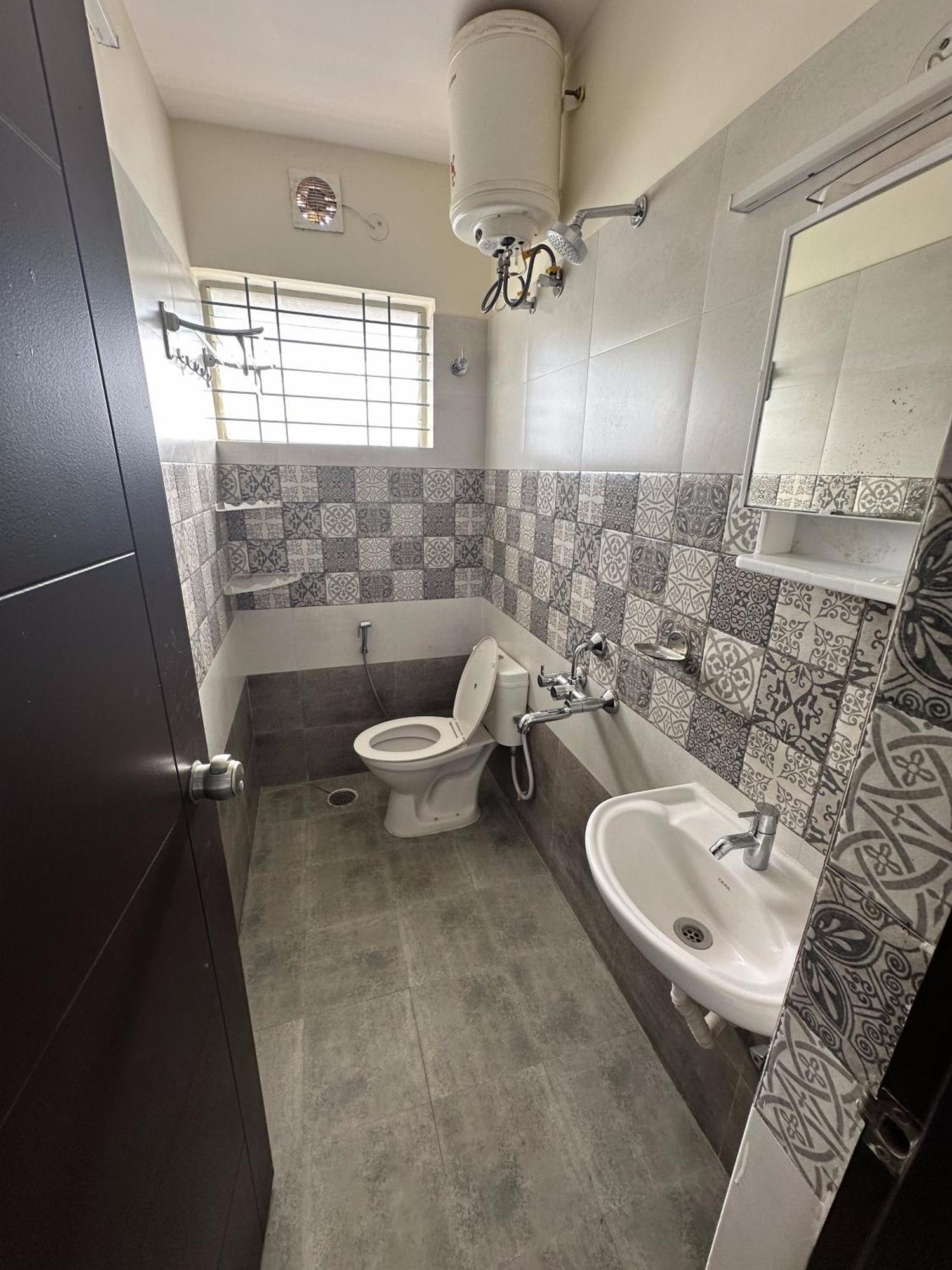 Trinetra Homes 61 3* Bangalore