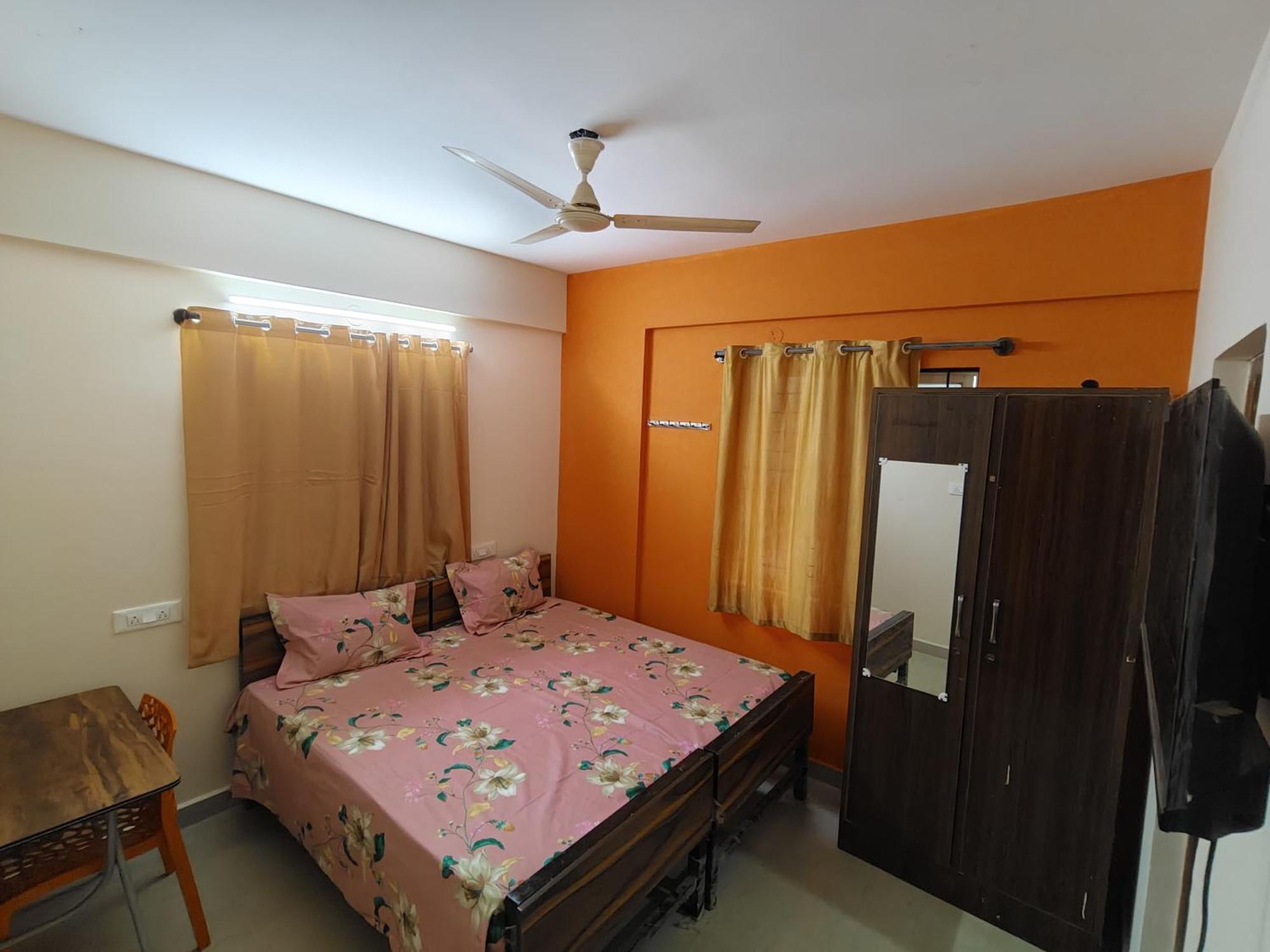 Spacious Rooms, Near Itpl Albergue Bangalore