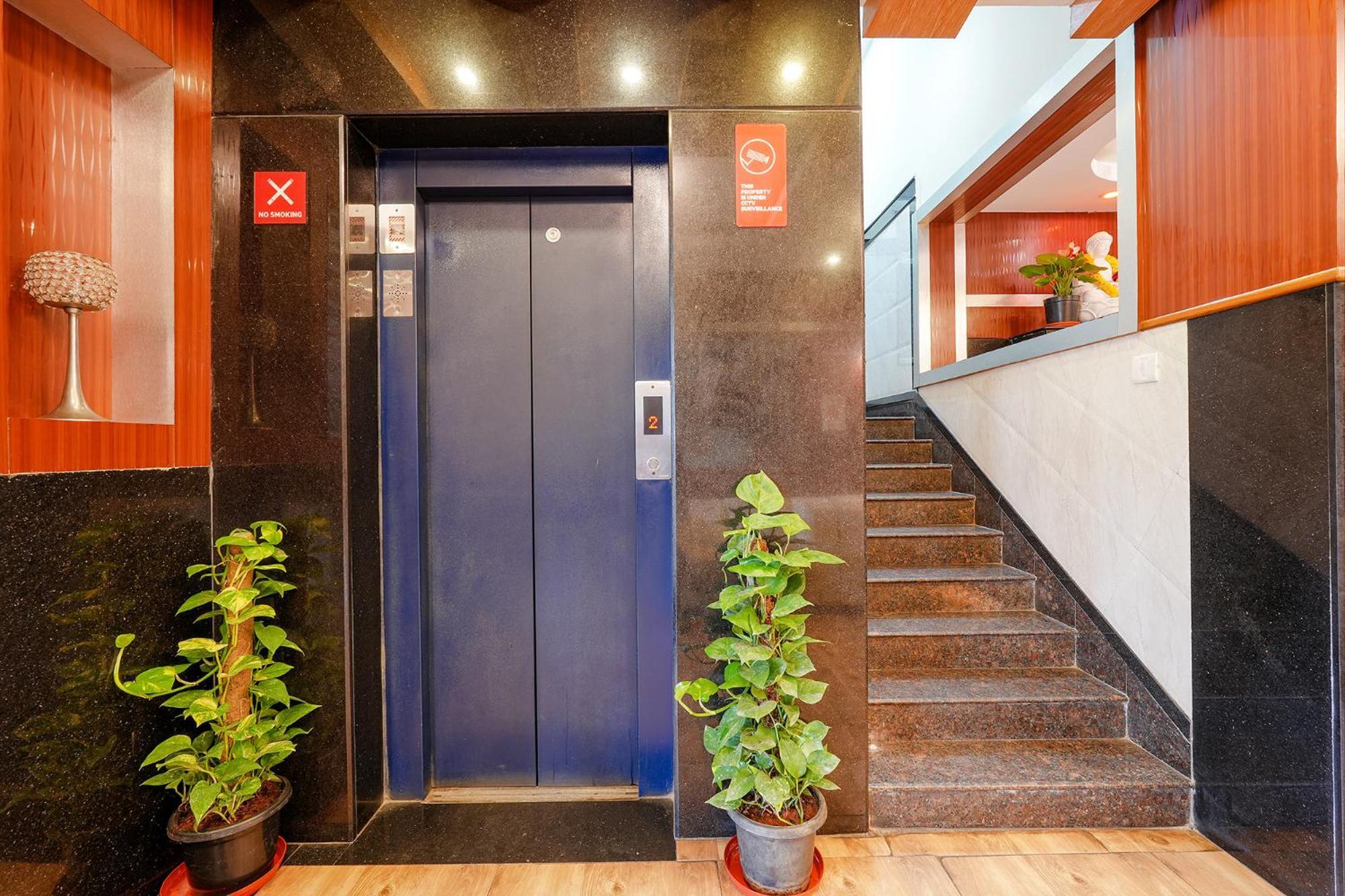 Fabhotel Sairam Residency 3*
