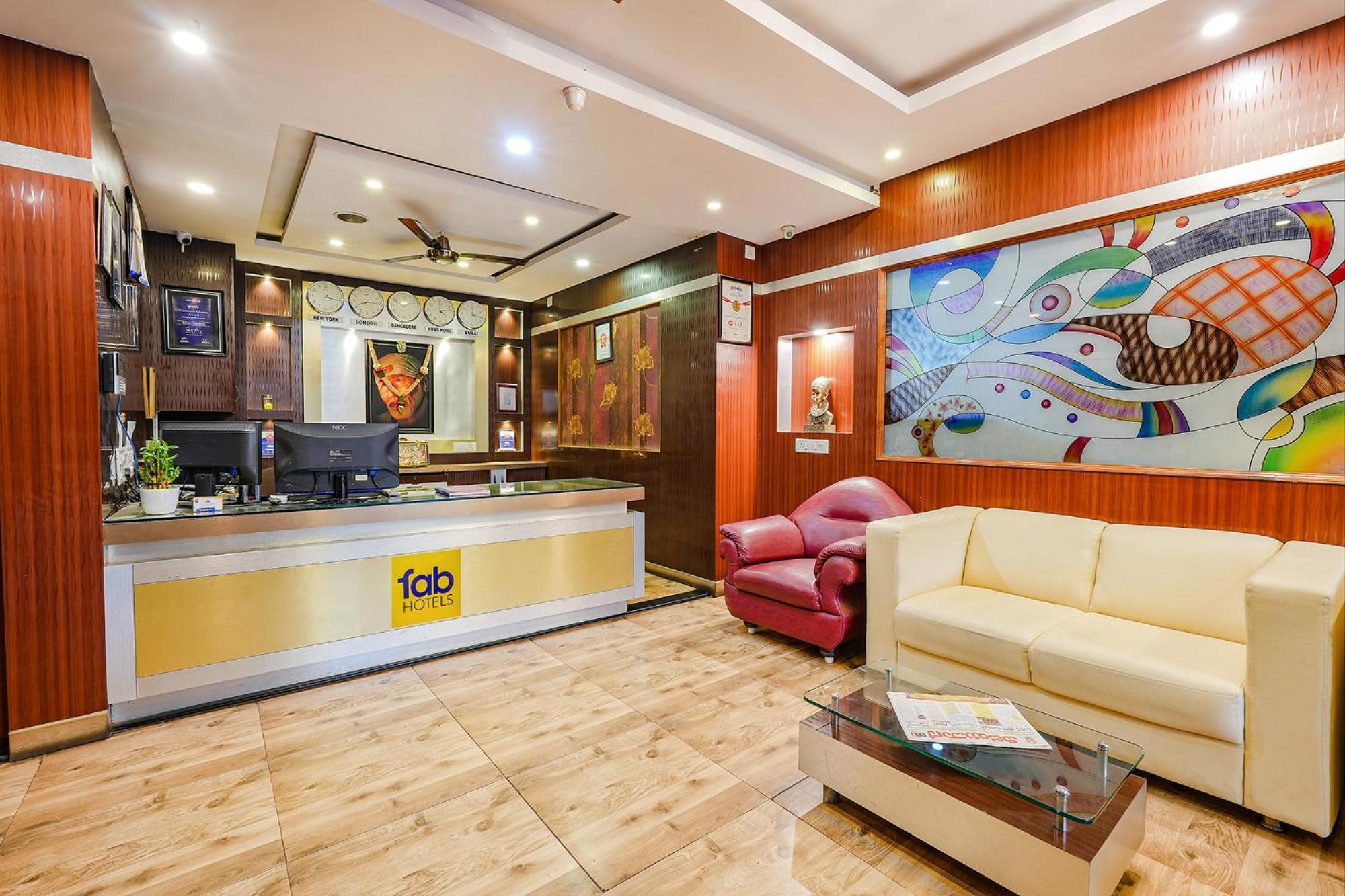 Hotel Fabhotel Sairam Residency 3*