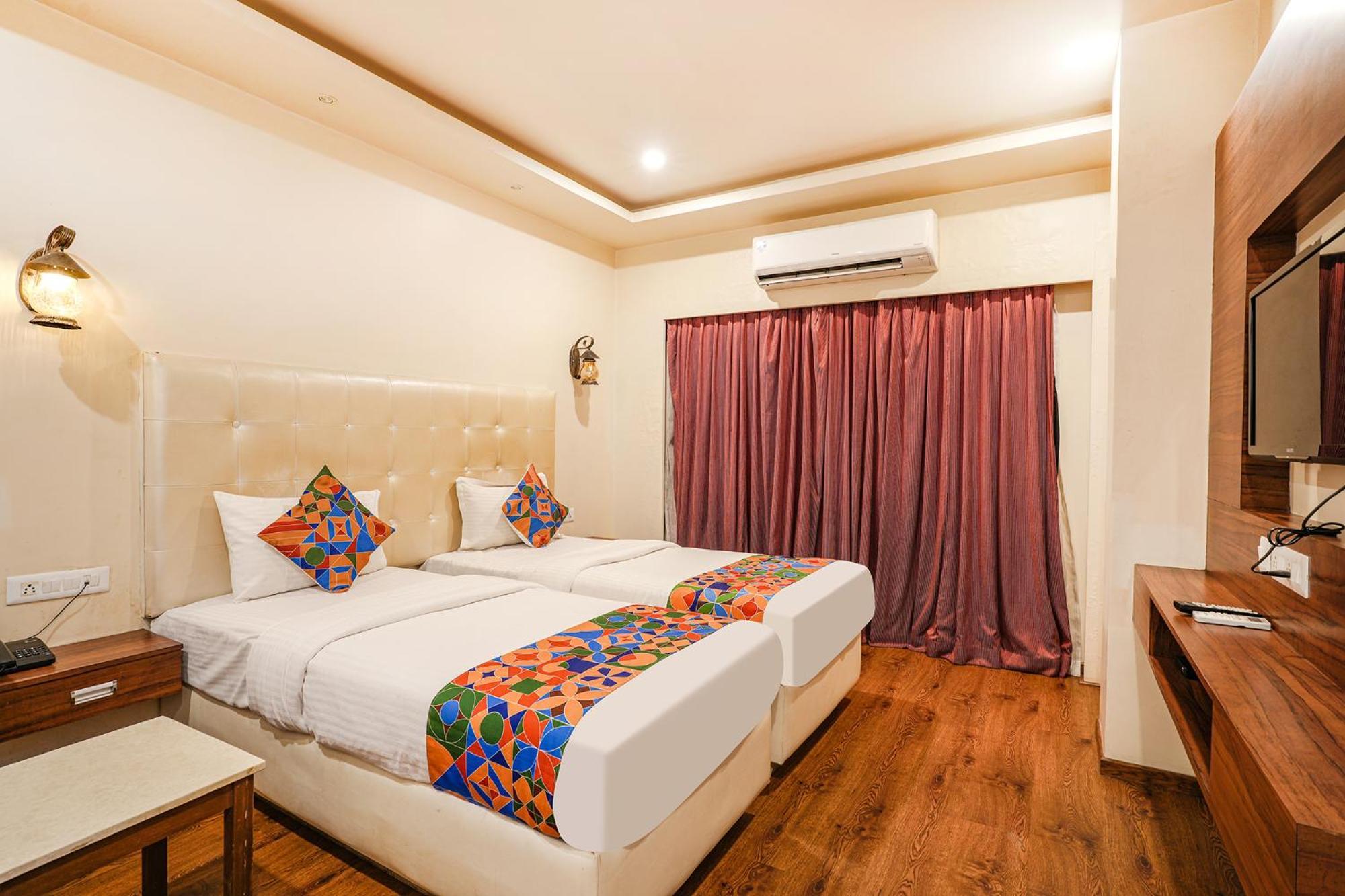 Fabhotel Prime The Vintage