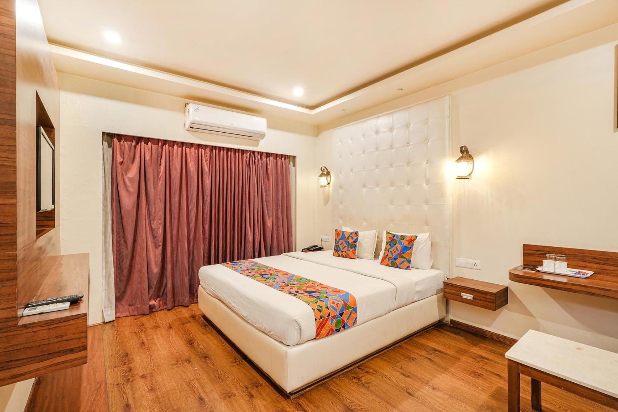 Hotel Fabhotel Prime The Vintage