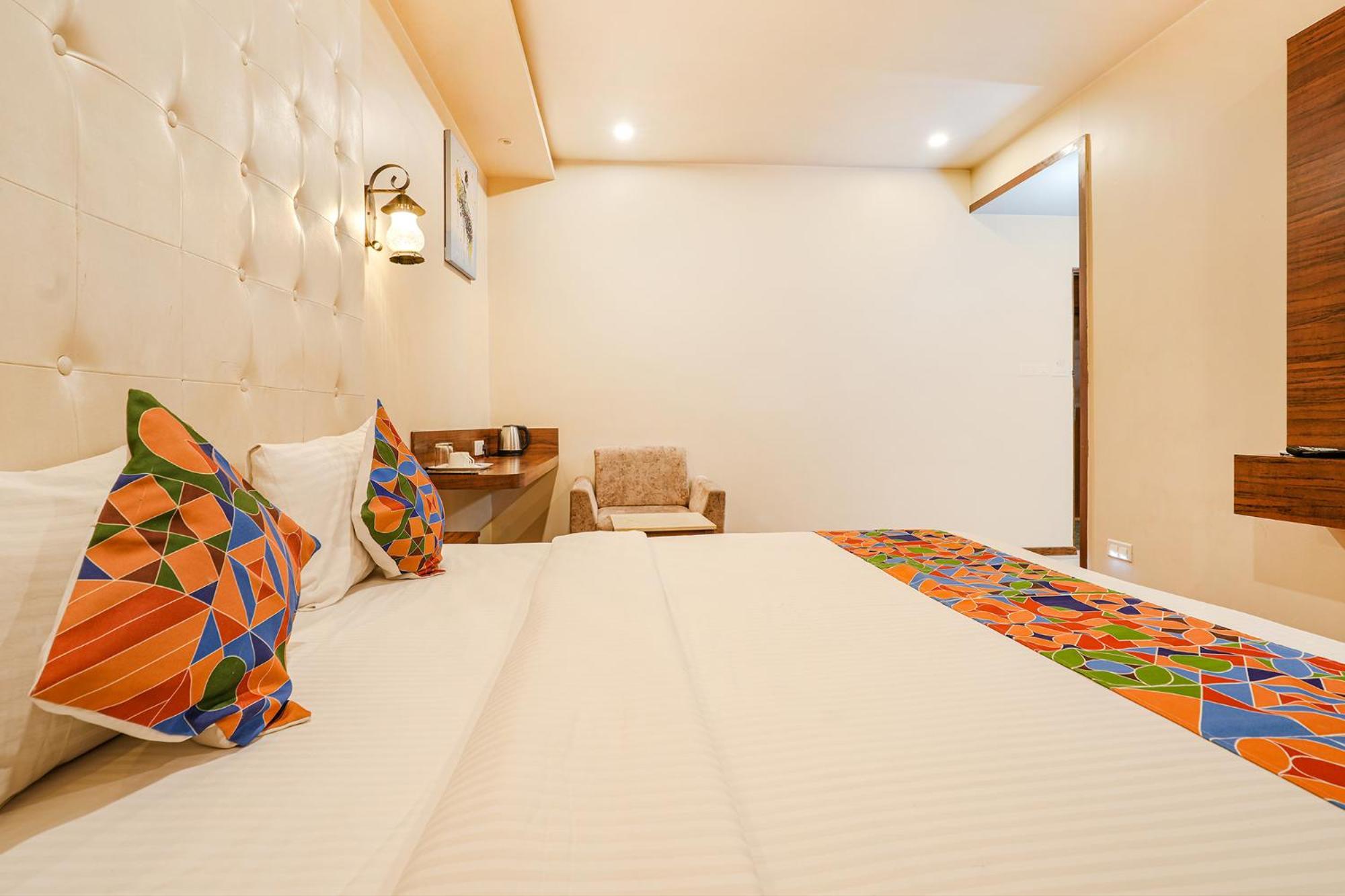 Fabhotel Prime The Vintage 3*