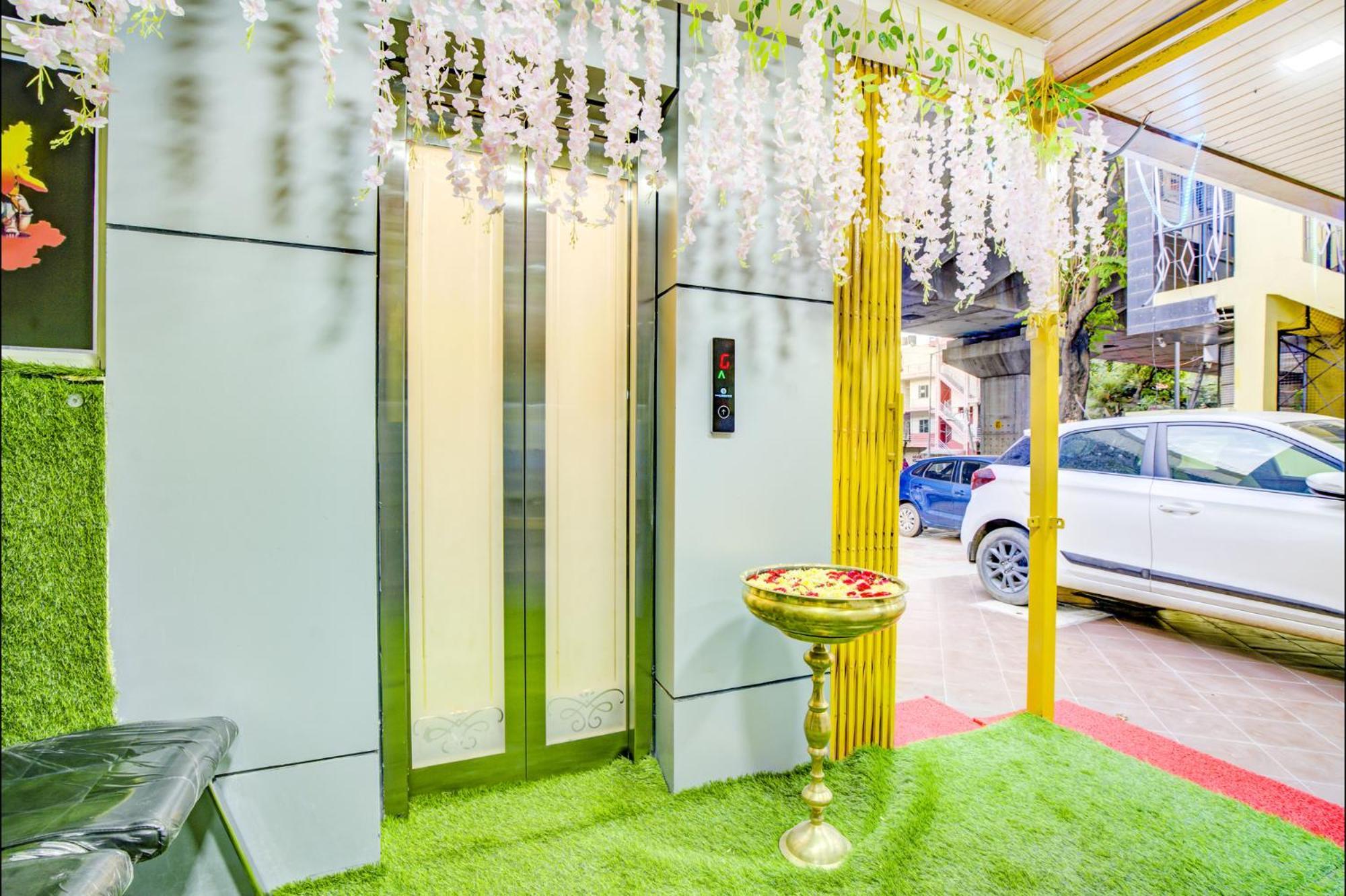 Fabexpress Rithun Residency - Jayanagar Anjaneyaswamy Temple 3* Bangalore
