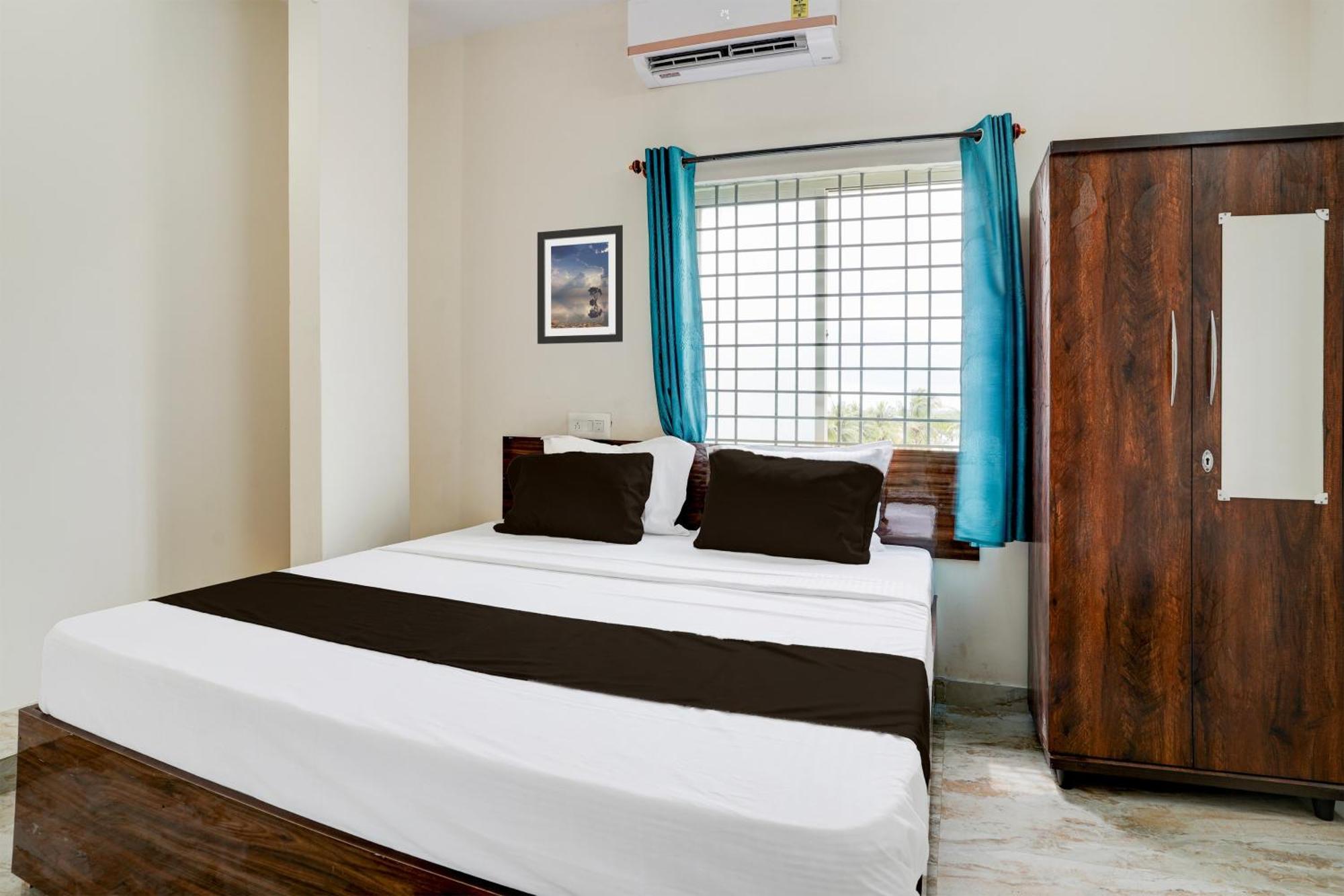 Hotel Megha Ventures Boarding & Near Rockline