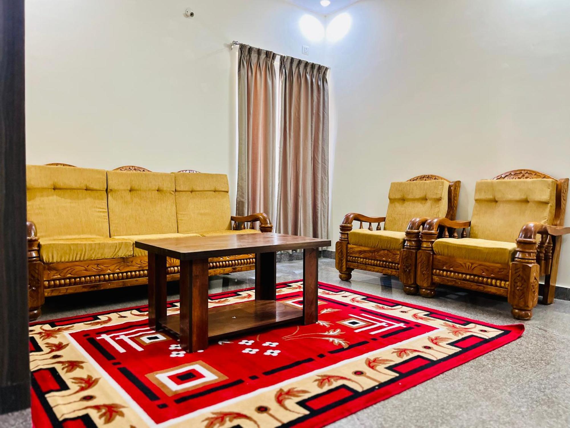 Esha Enclave - Premium Suits Apartment