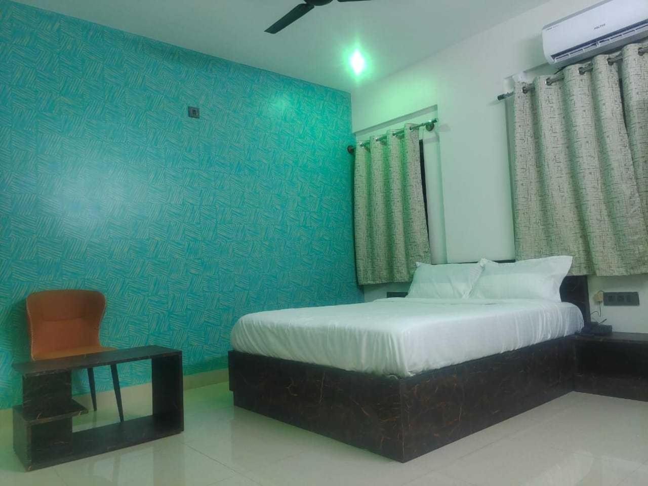 Hotel O V B Comfort
