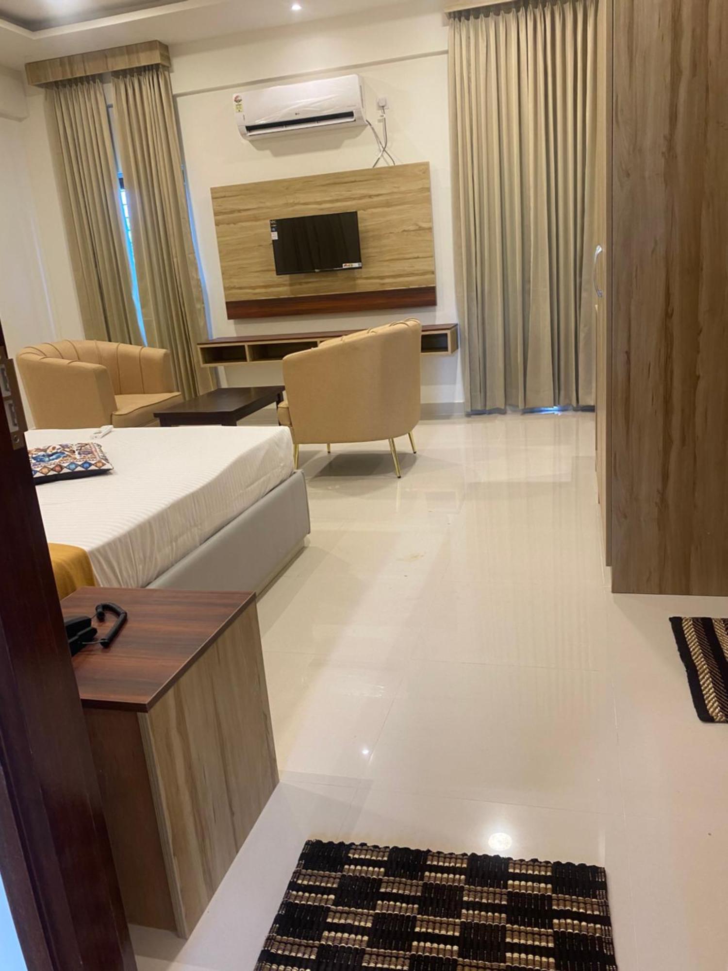 Hotel Easynest Service Bangalore