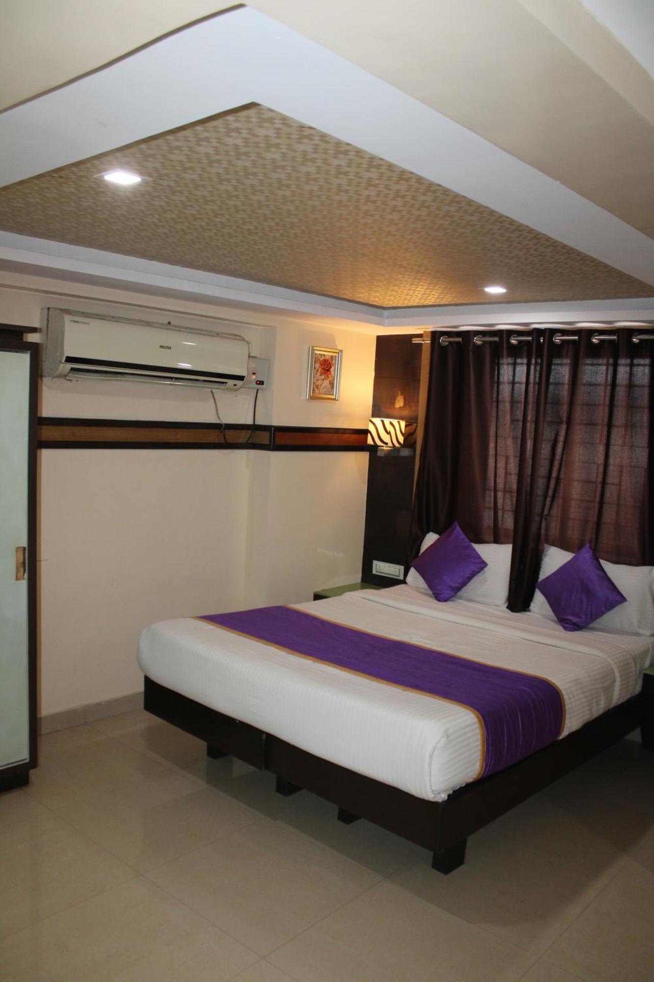 Vp International Hotel