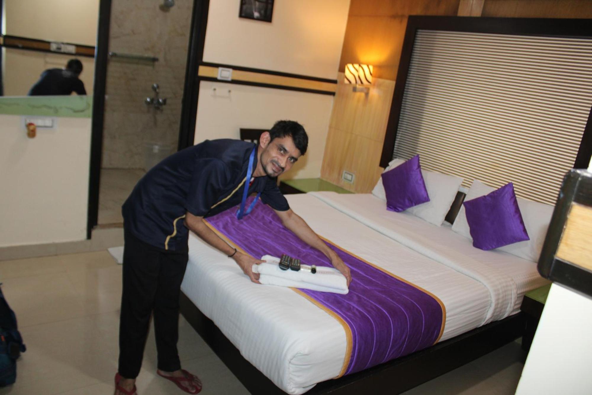 Vp International Hotel