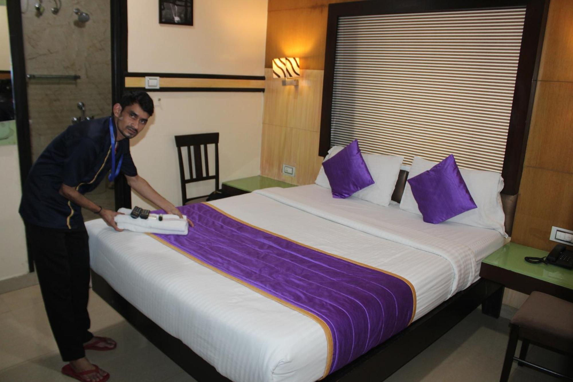 Vp International Hotel 3*