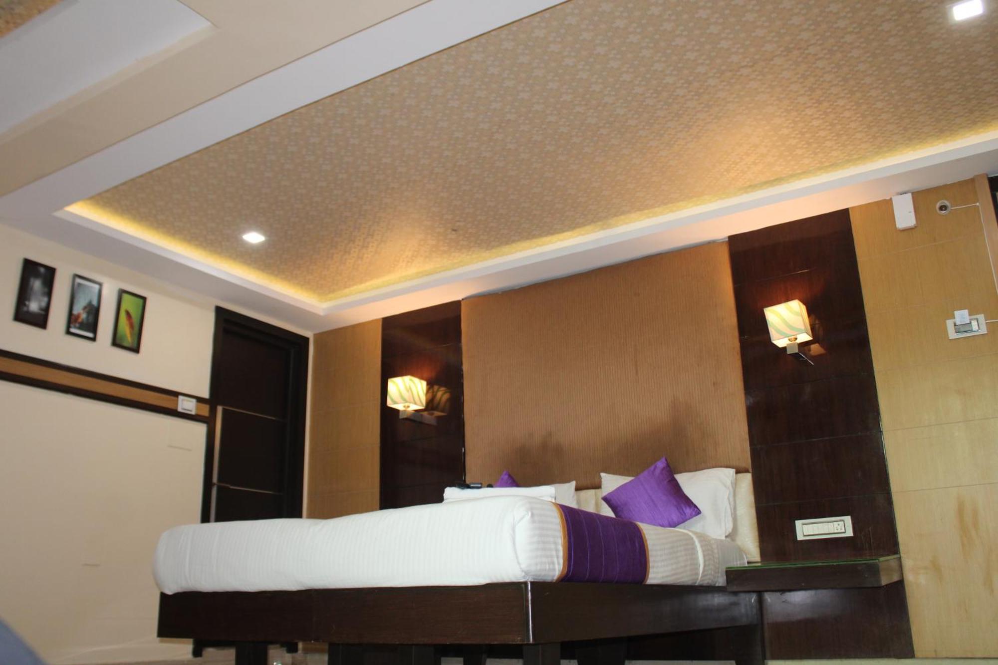 Hotel Vp International Bangalore
