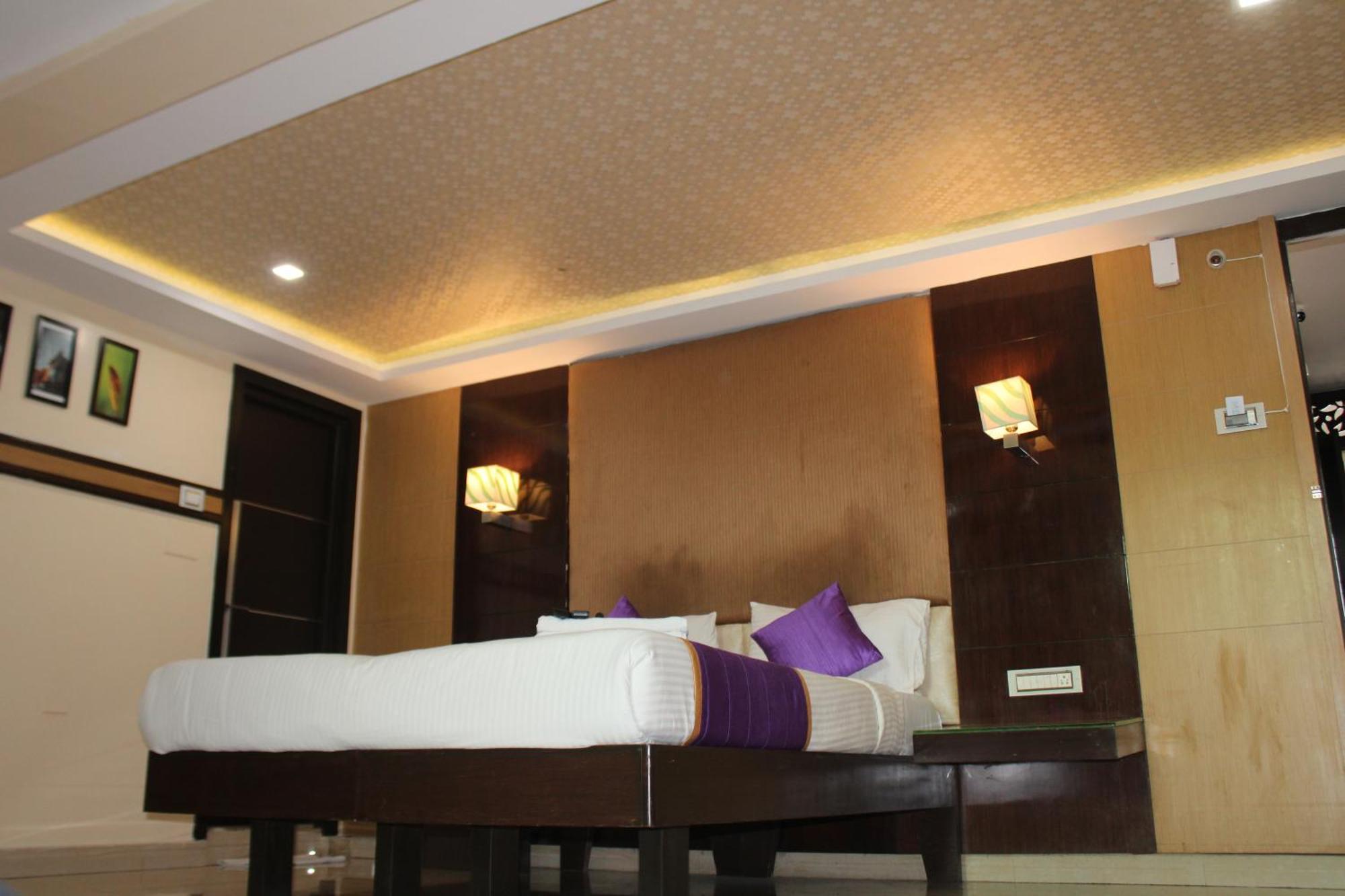 Vp International Hotel Bangalore