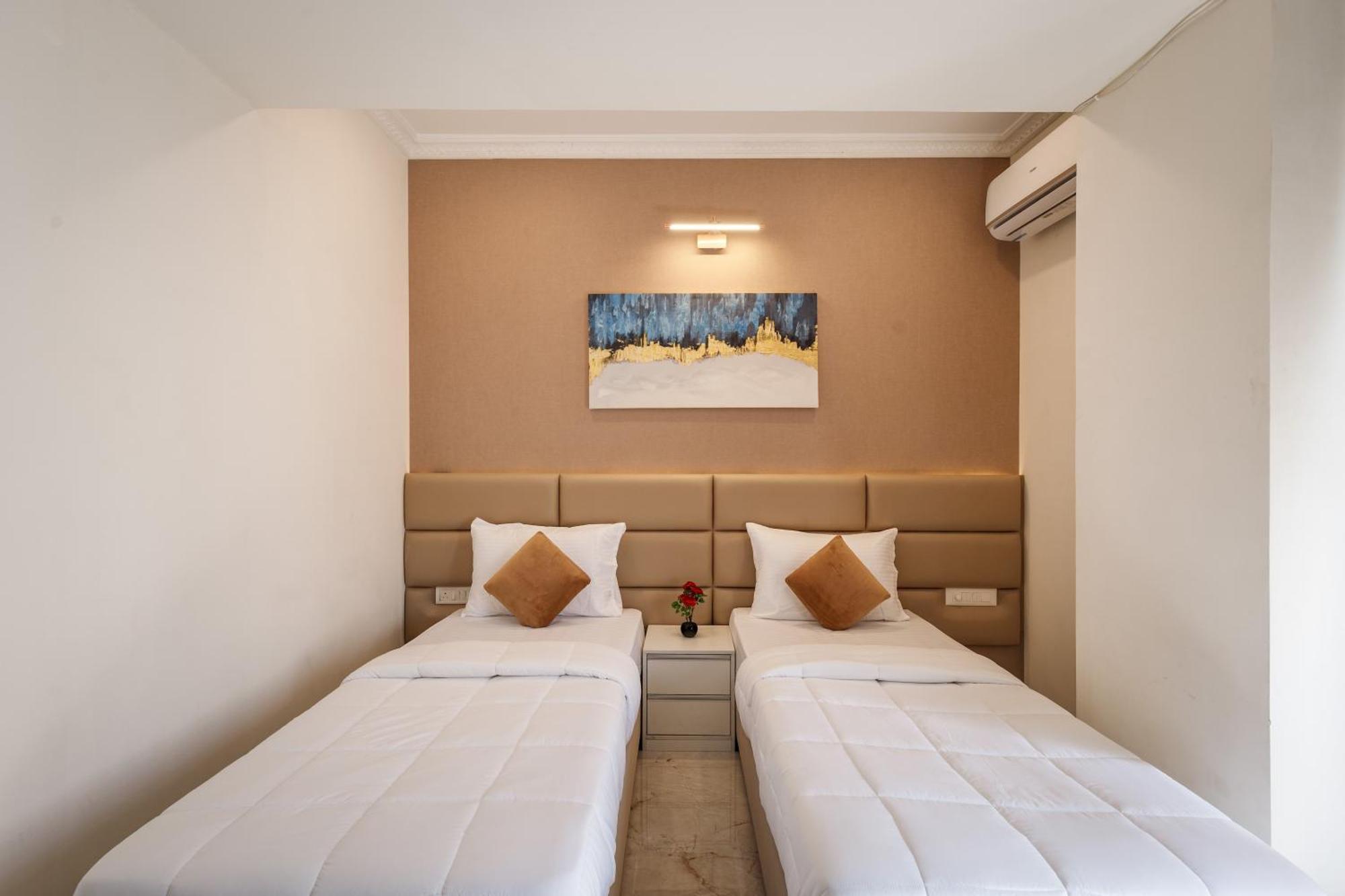 Emerlad 401 Nr Mg Road Apartment Bangalore