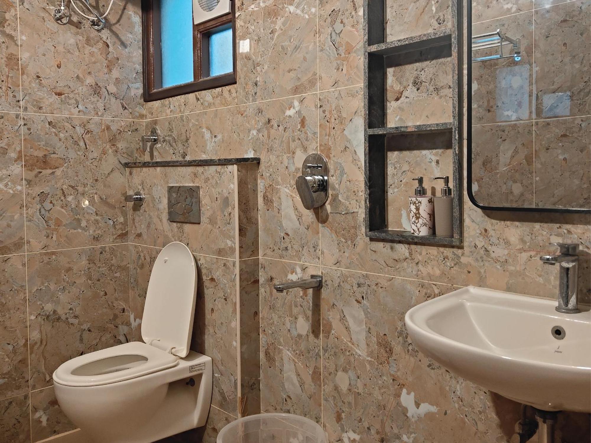 Dlite Rivera Luxury Service * Bangalore