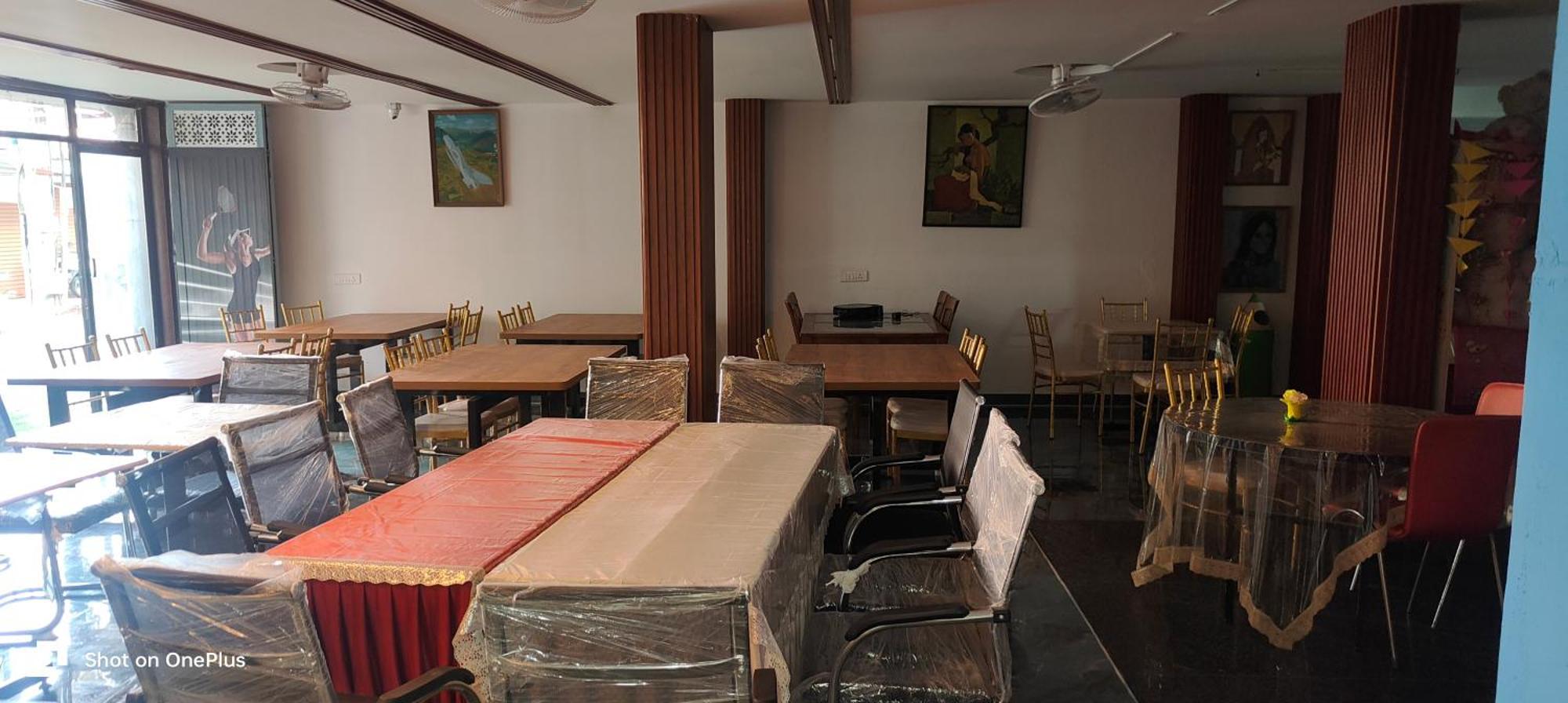 Hotel Jubilant 3*