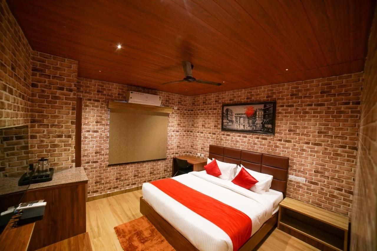 Nevesa Mahadevapura Bangalore