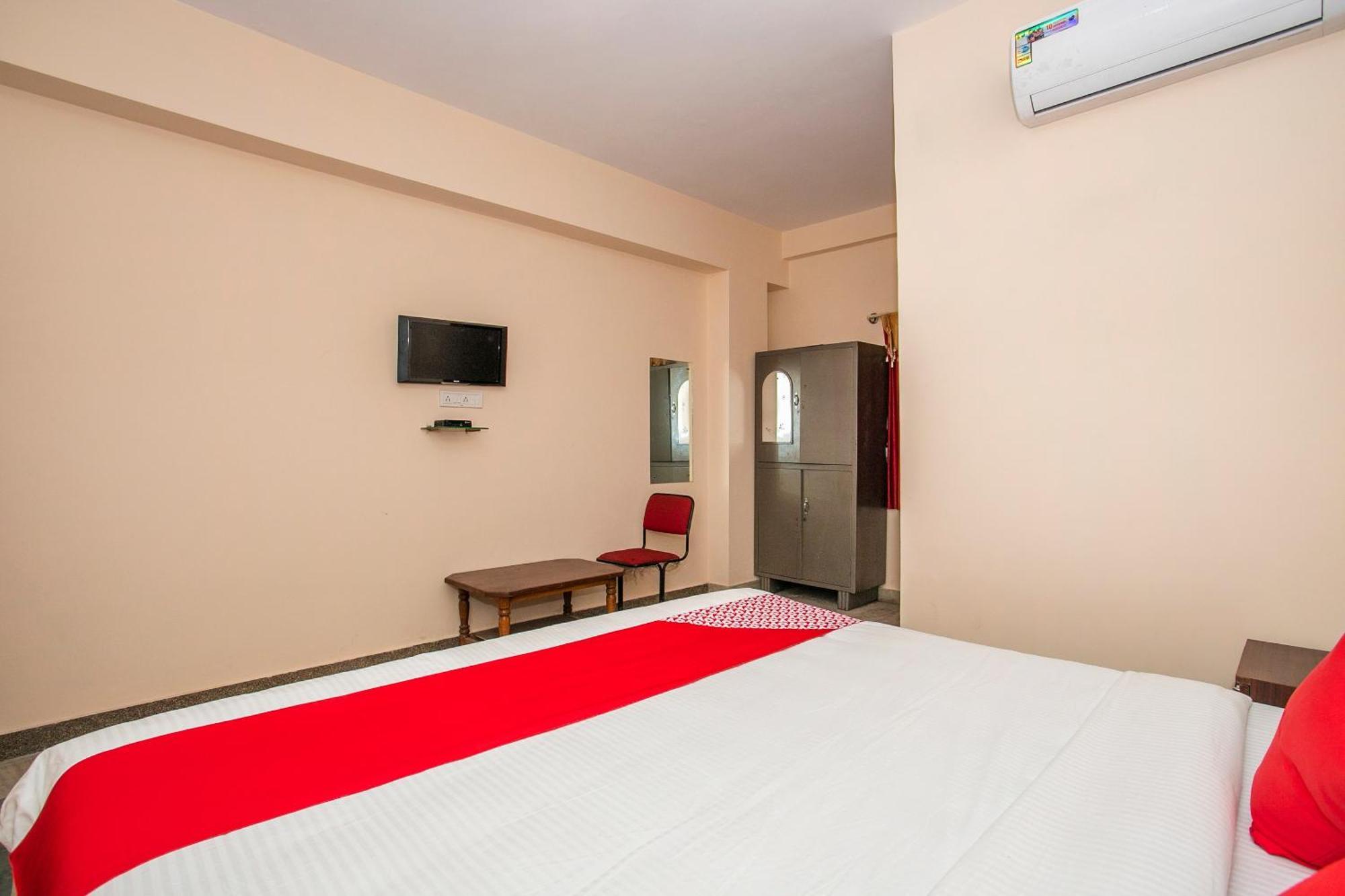 Hotel O Royal Residency Near Hare Krishna Hill