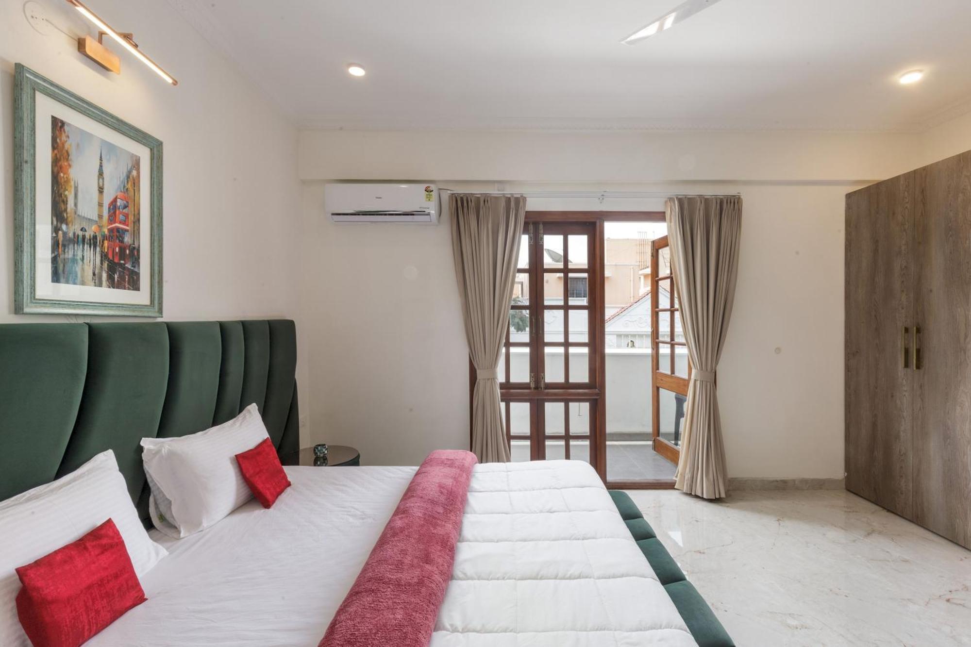 Apartment Onyx 303 By Stayjade 3bhk Ac Nr Mg Road *