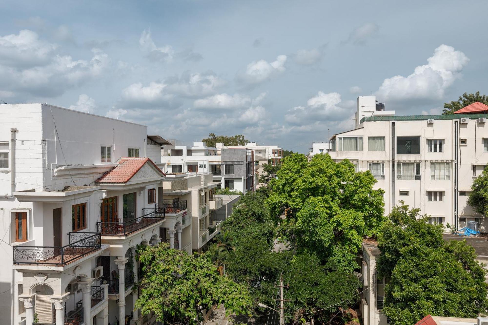 Apartment Onyx 303 By Stayjade 3bhk Ac Nr Mg Road