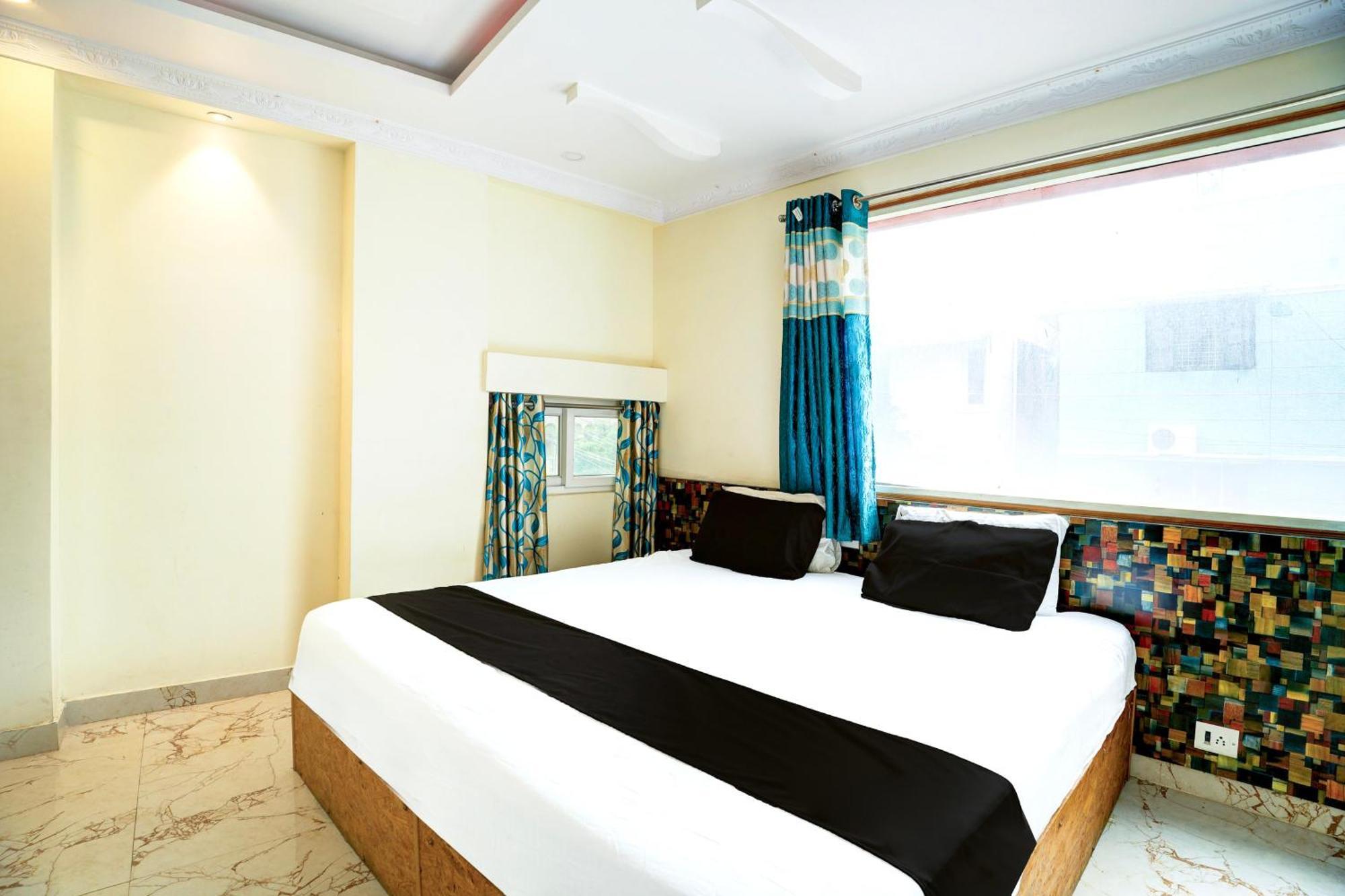 O Sandhya Pg Hotel