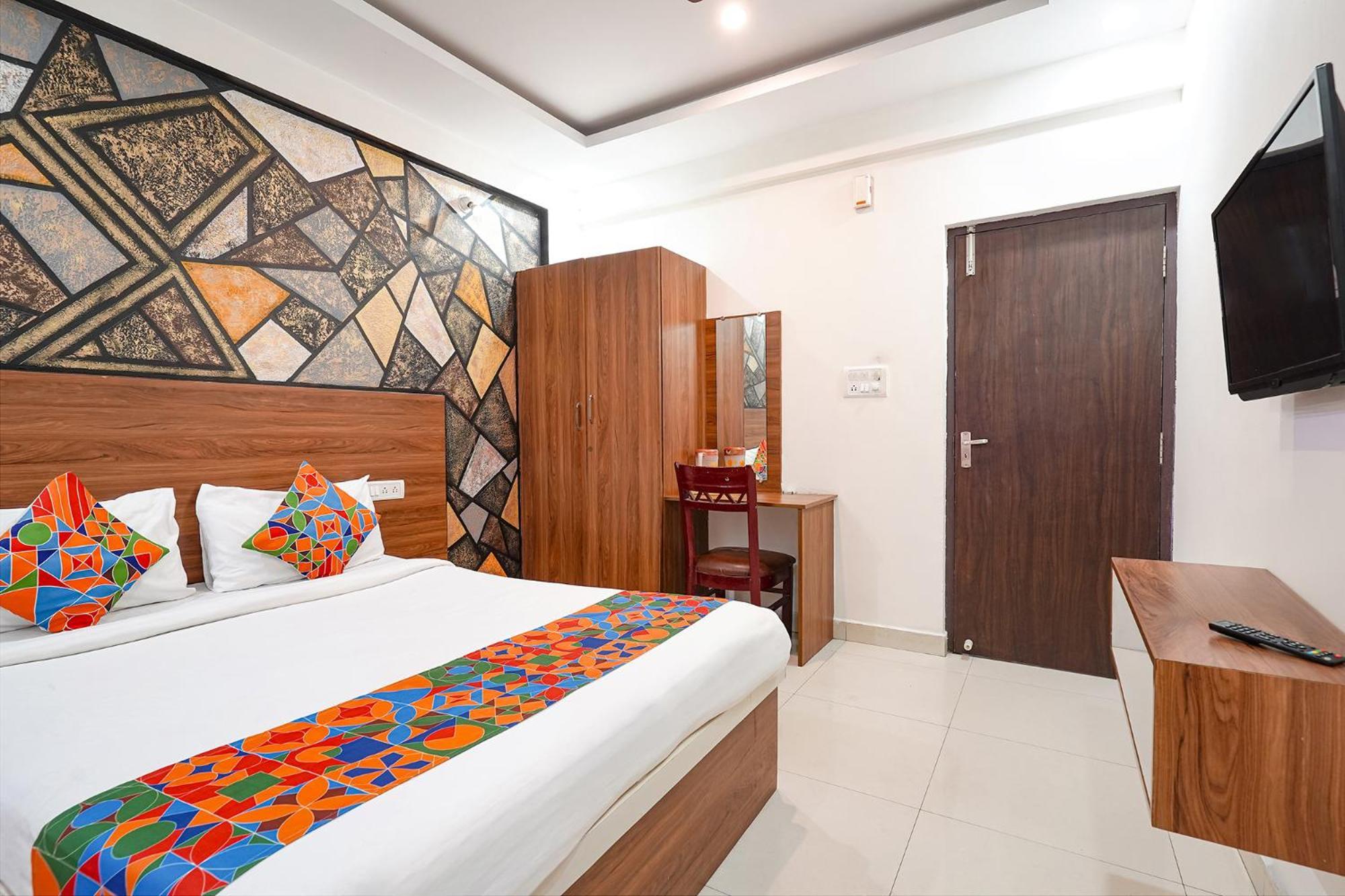 Fabhotel Royal Comfort Madiwala Hotel