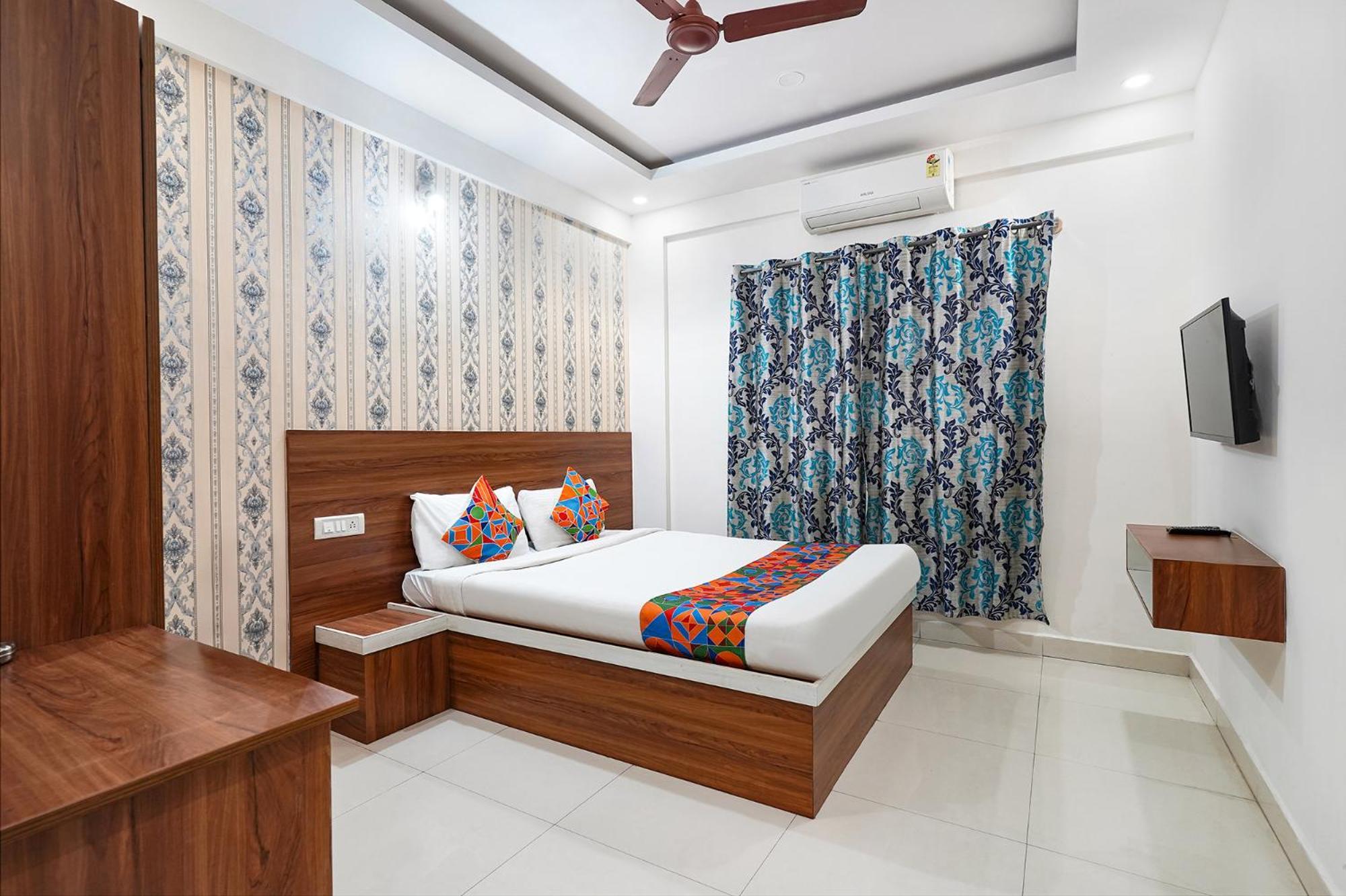 Hotel Fabhotel Royal Comfort Madiwala 3*