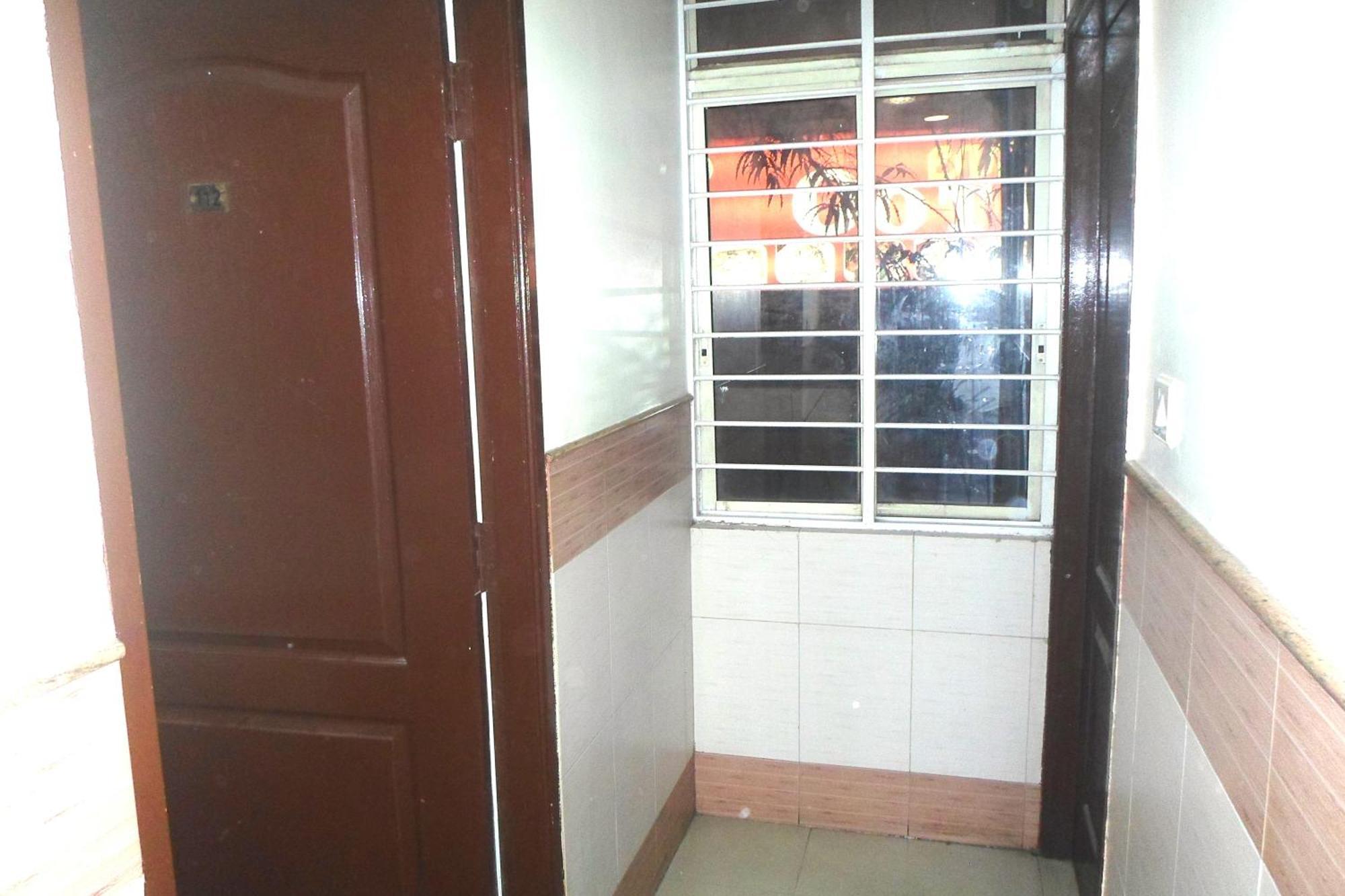 Hotel King Residency