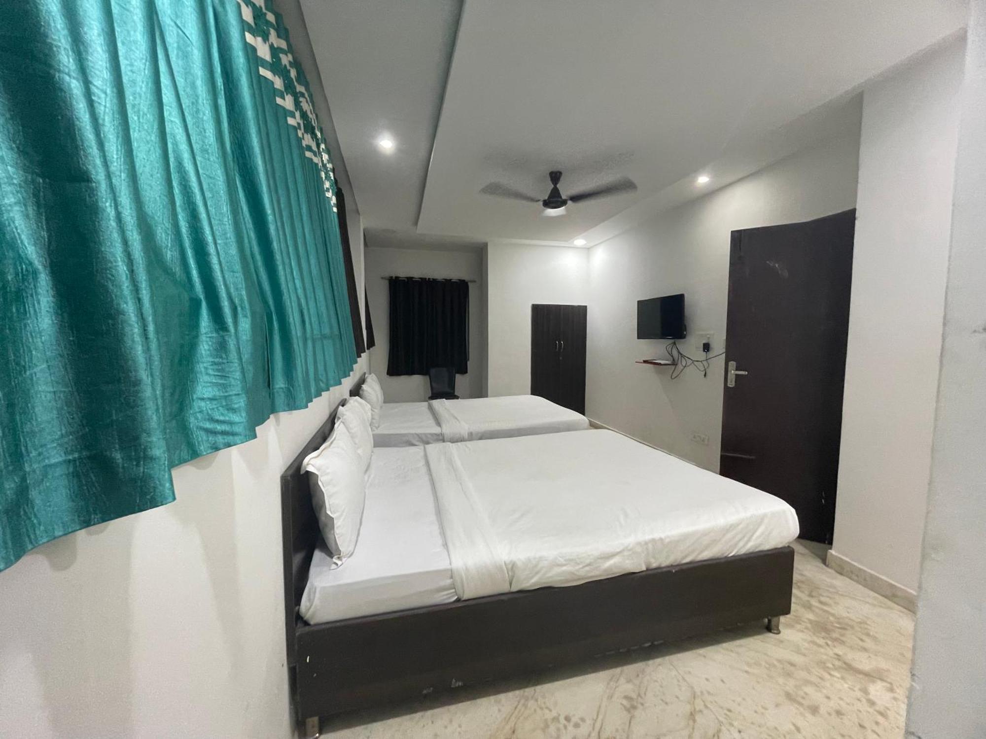 Hotel Rahat Comforts Bangalore