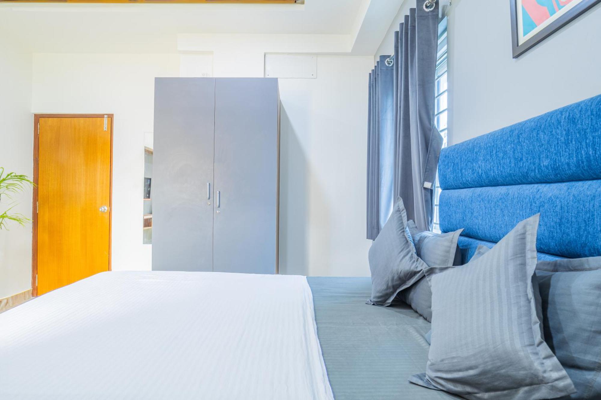 Housr Hsr 1 Hotel