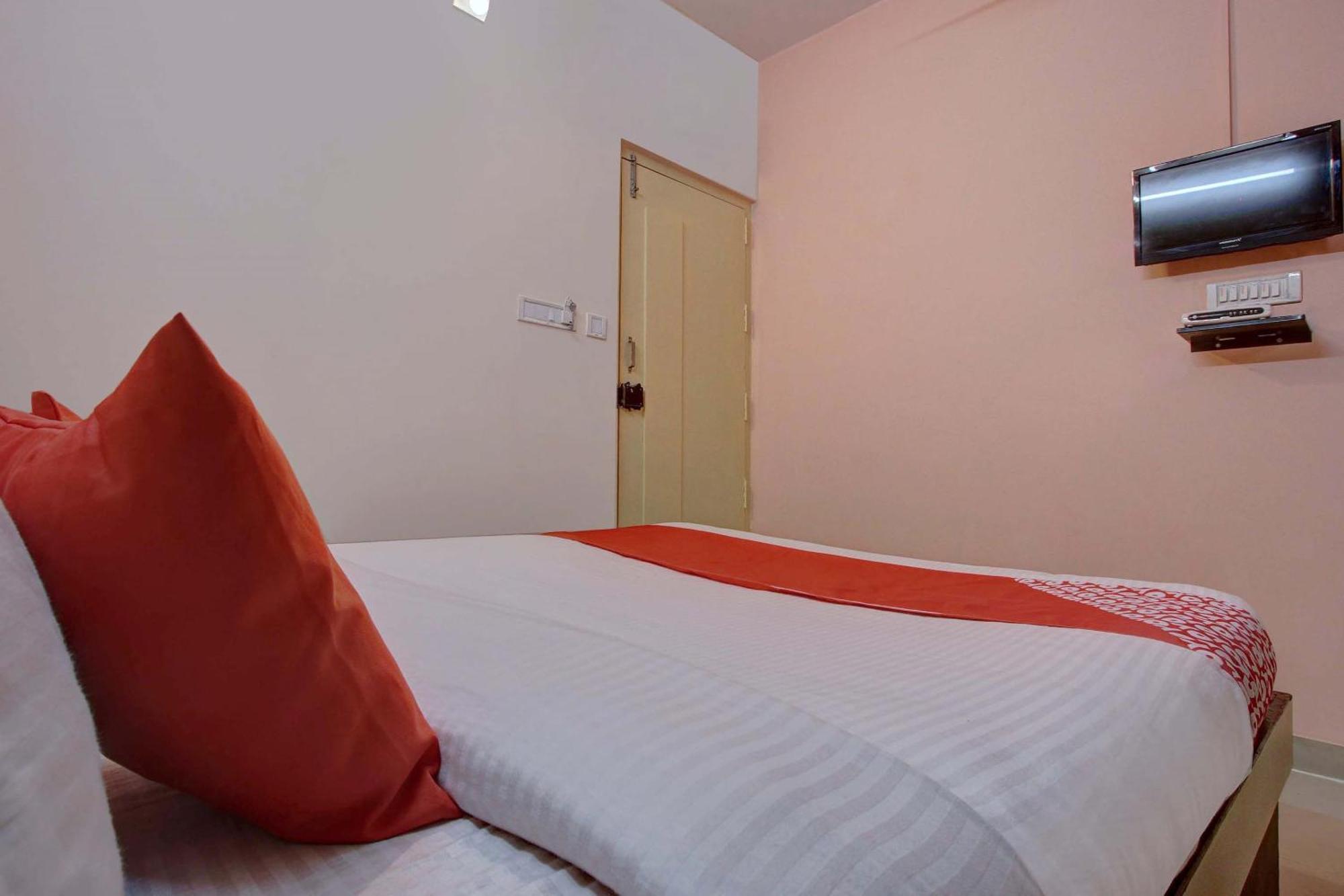 O Blue Hotel