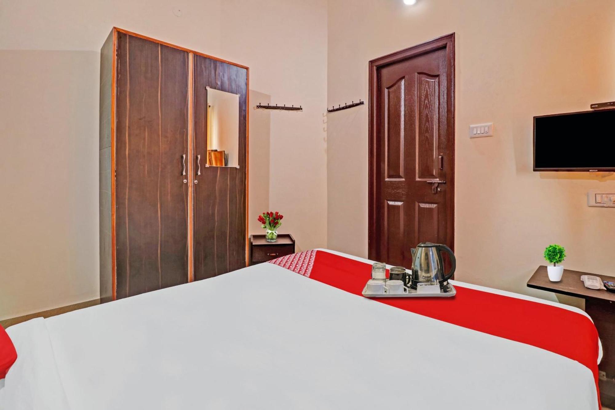 Super O Mn Residency Near Ragigudda Sri Prasanna Anjaneyaswamy Temple