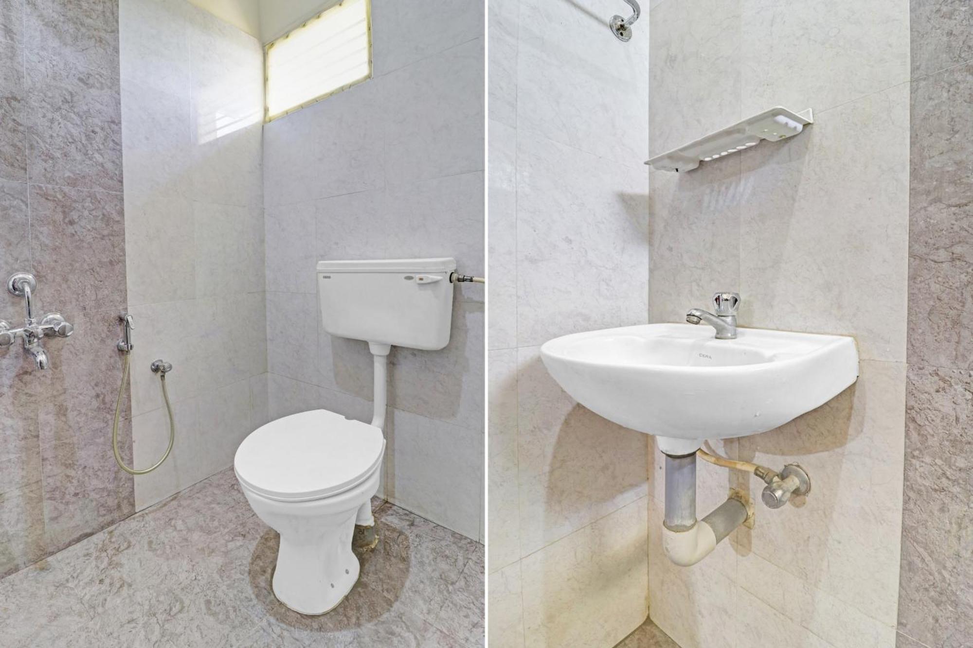 O Mn Residency Near Ragigudda Sri Prasanna Anjaneyaswamy Temple 3*