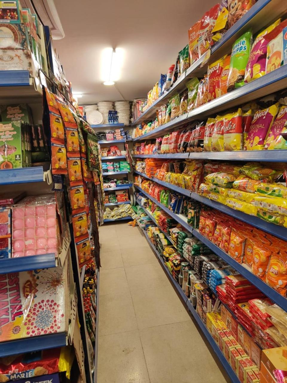 Apartment Spacious 3bhk High Floor East With Full Equipped Kitchen- 26a Bangalore