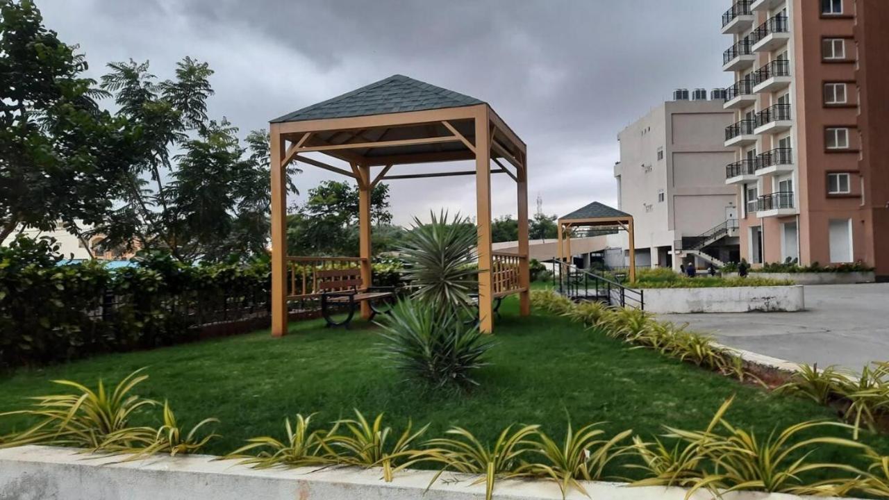 Spacious 3bhk High Floor East With Full Equipped Kitchen- 26a * Bangalore