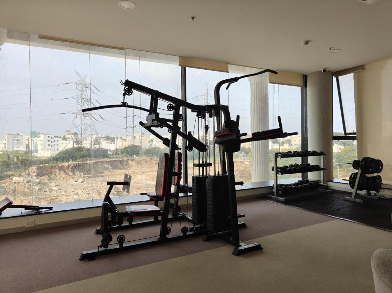 Spacious 3bhk High Floor East With Full Equipped Kitchen- 26a Apartment Bangalore