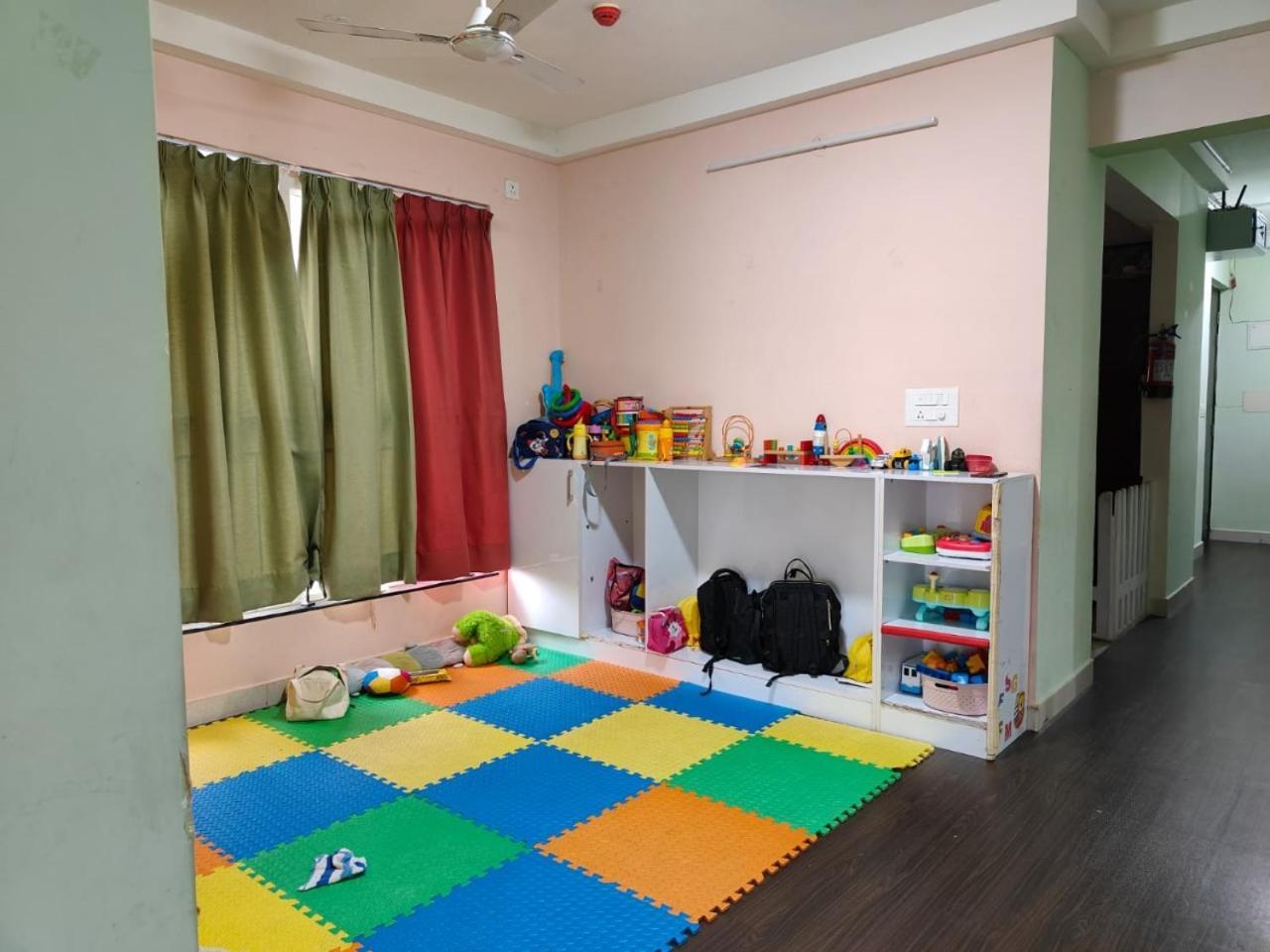 Spacious 3bhk High Floor East With Full Equipped Kitchen- 26a * Bangalore
