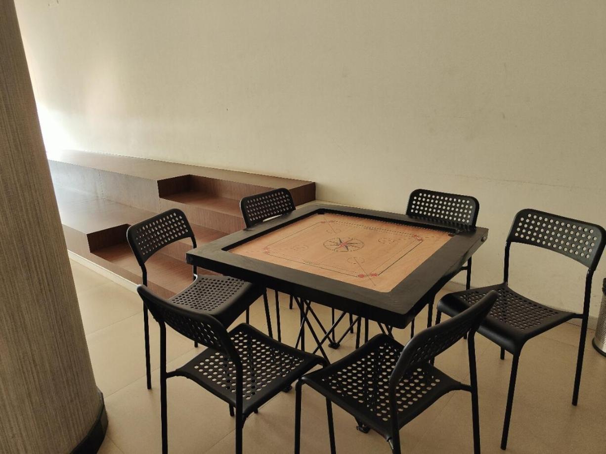 Spacious 3bhk High Floor East With Full Equipped Kitchen- 26a *