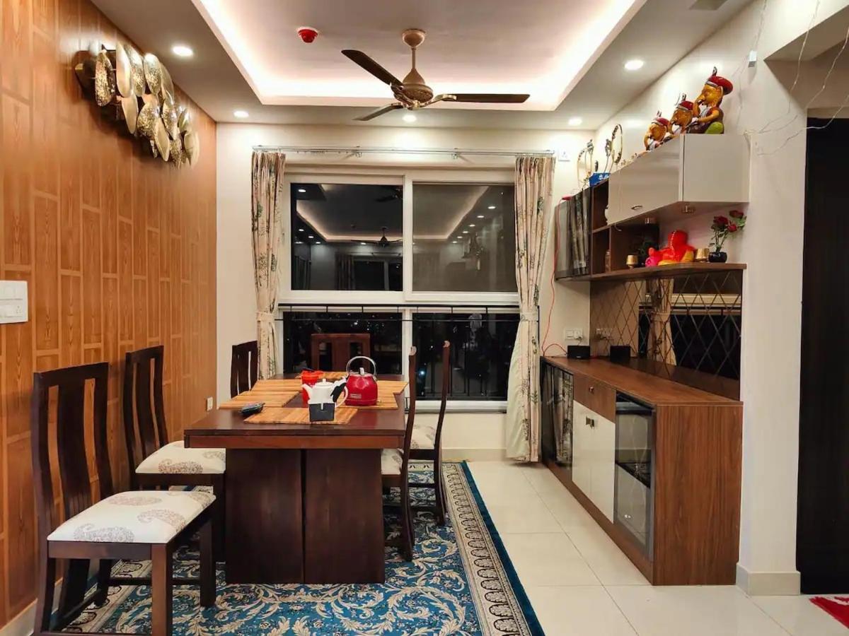 Apartment 3bhk At High Flr Nanny, Free Wifi, Made Food 19b