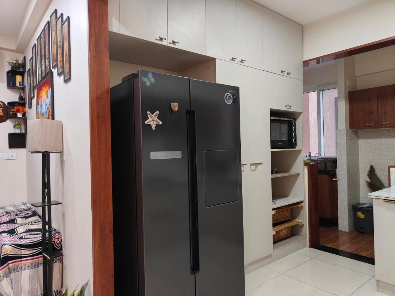 3bhk At High Flr Nanny, Free Wifi, Made Food 19b