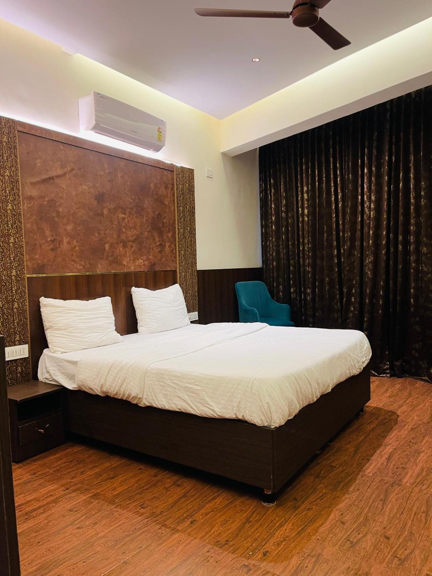Aparthotel The Taaj *