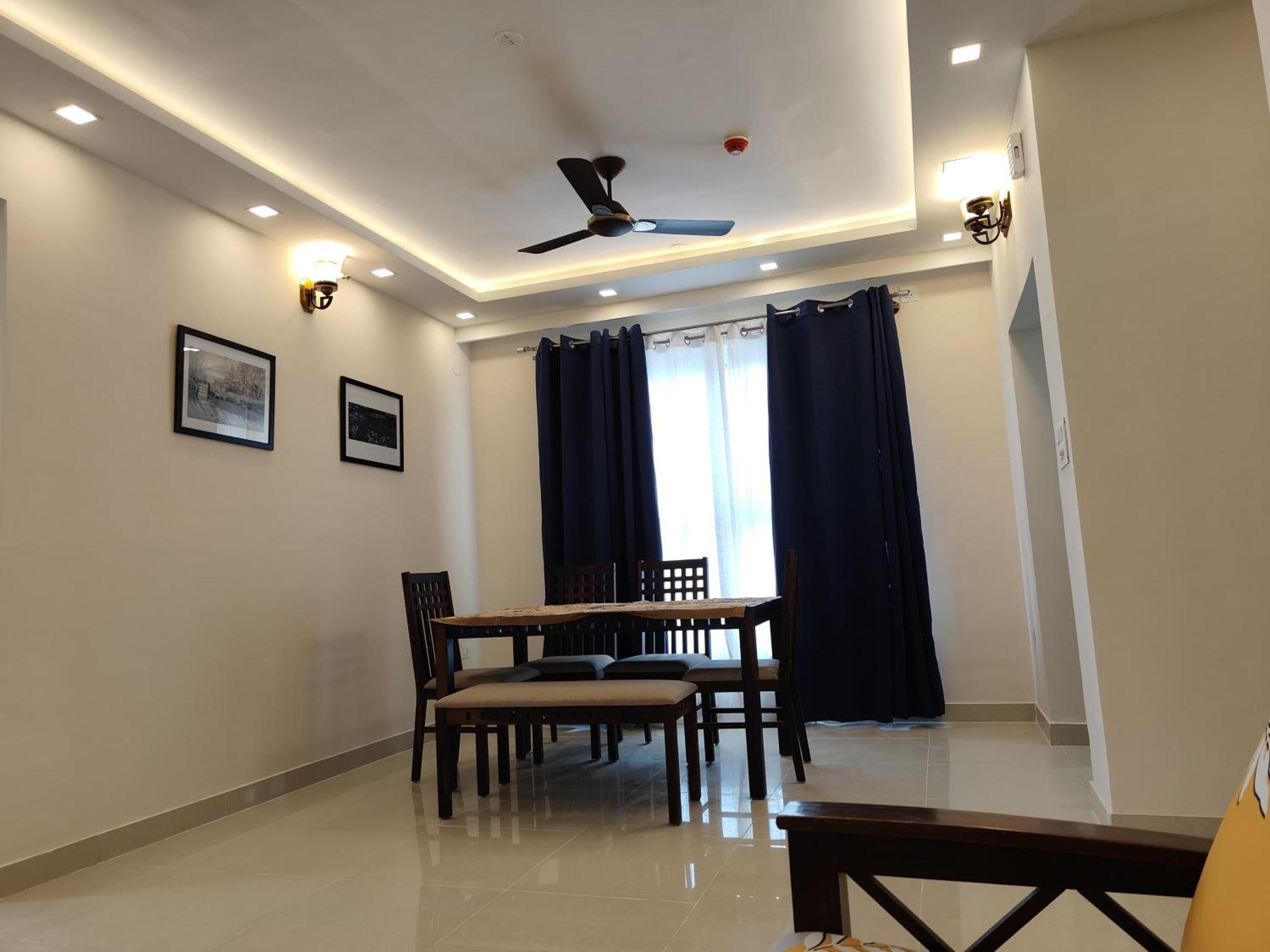 Spacious 3bhk High Floor East With Full Equipped Kitchen- 26a Apartment