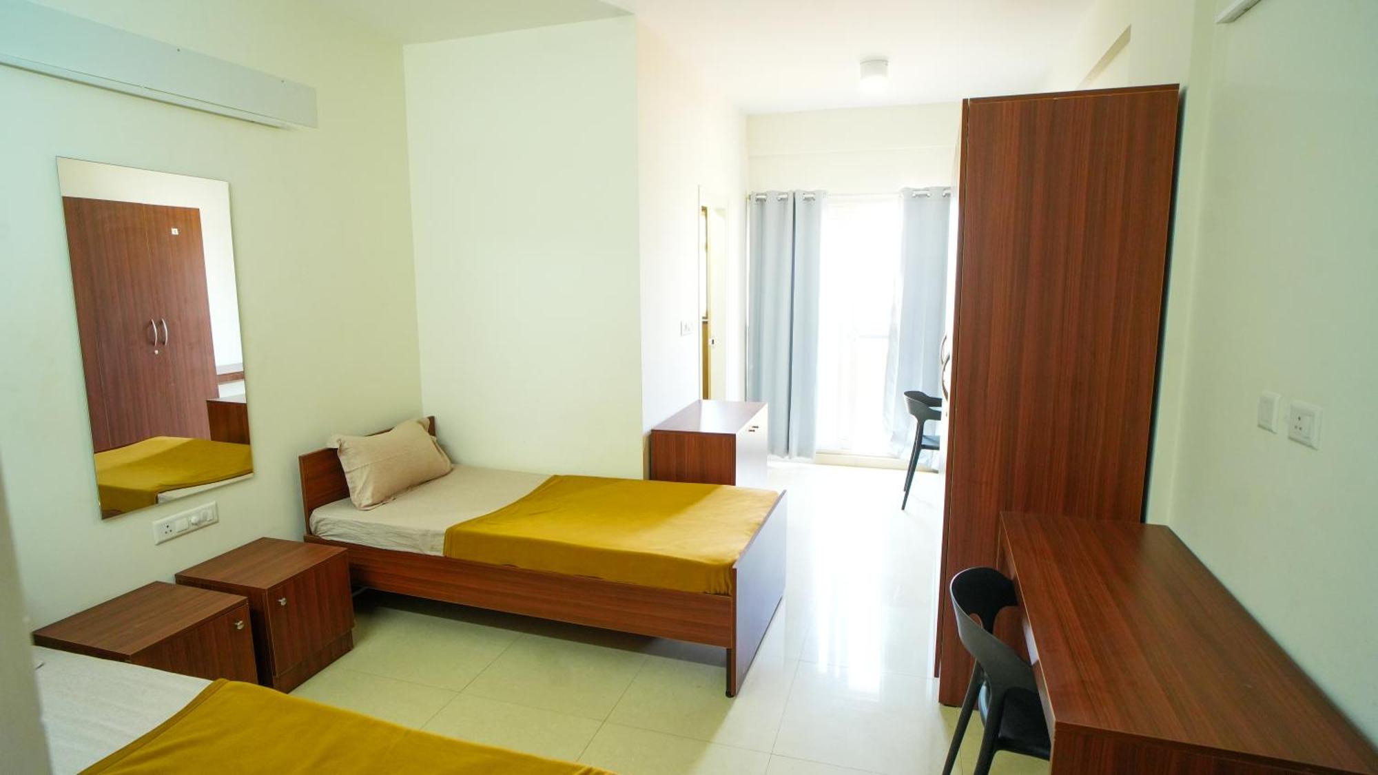 Aparthotel Local Hmv Royal