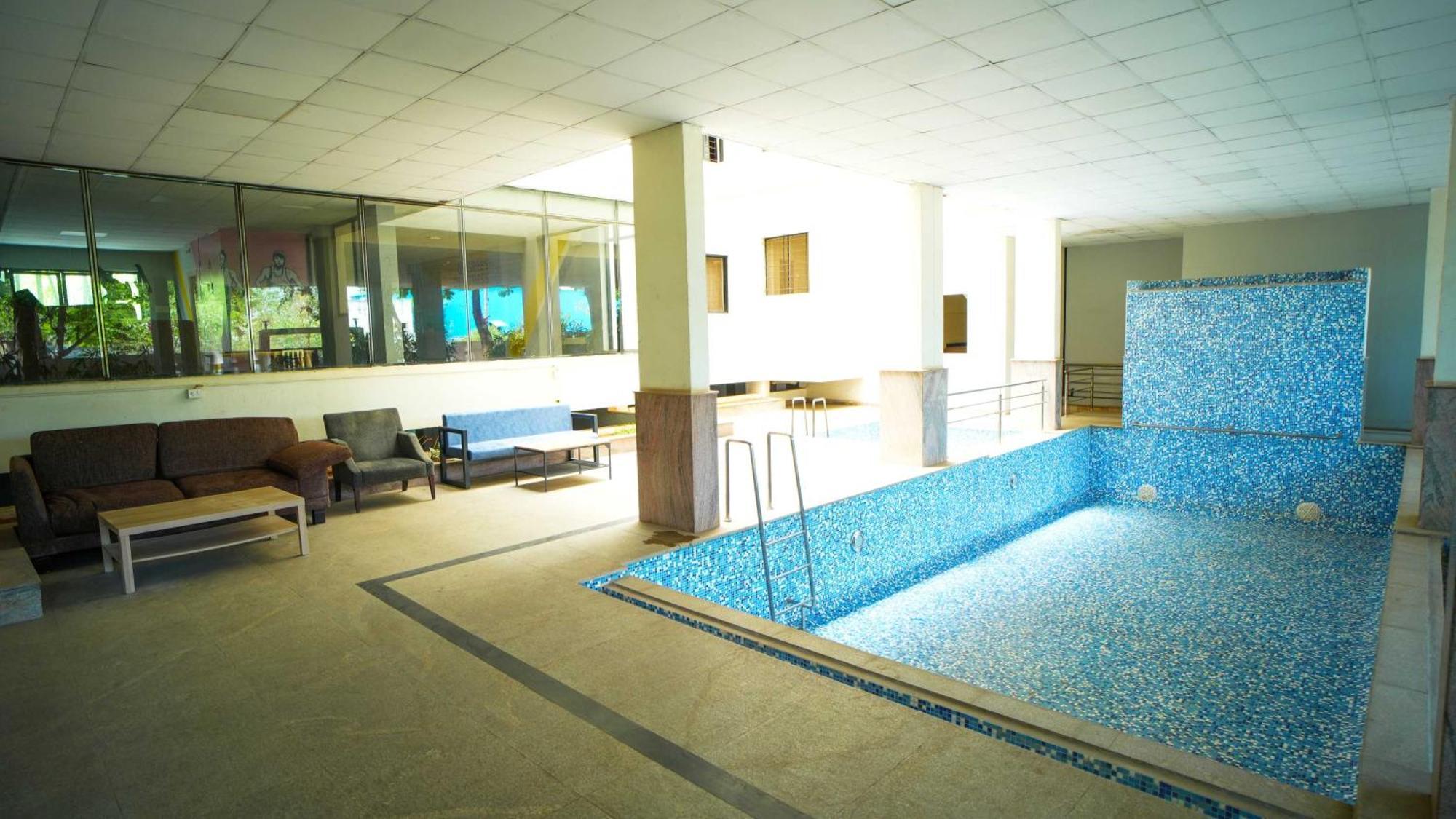 Aparthotel Local Nr Woods Bangalore