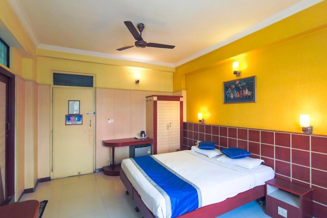 Hotel Anand Regency Majestic