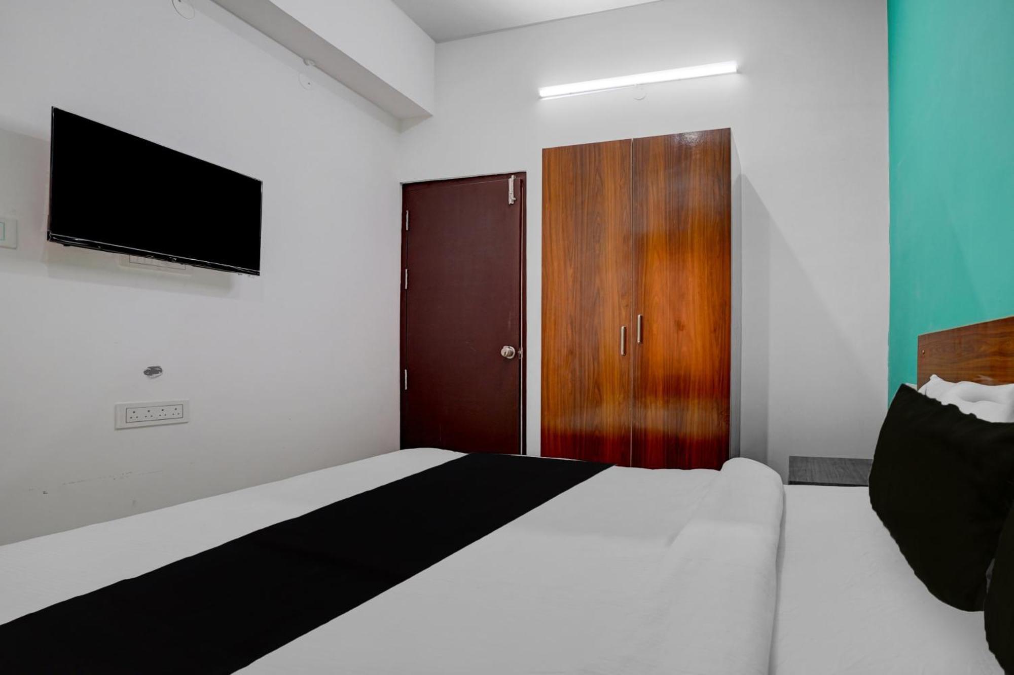 Hotel O Metro View 4*