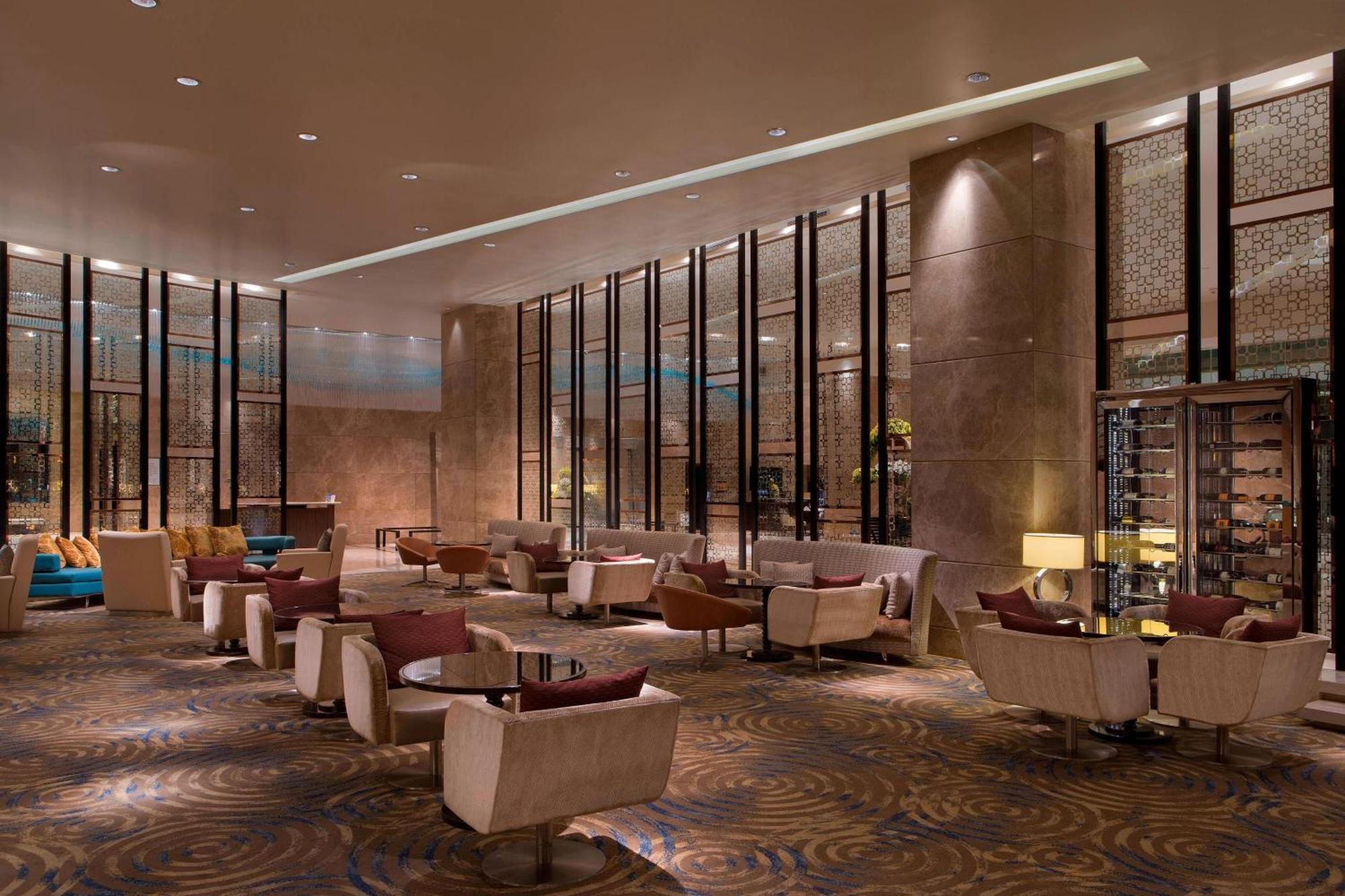 Sheraton Grand At Brigade Gateway 5* Bangalore