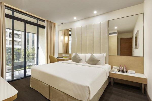 Sarovar Portico Outer Ring Road 4*