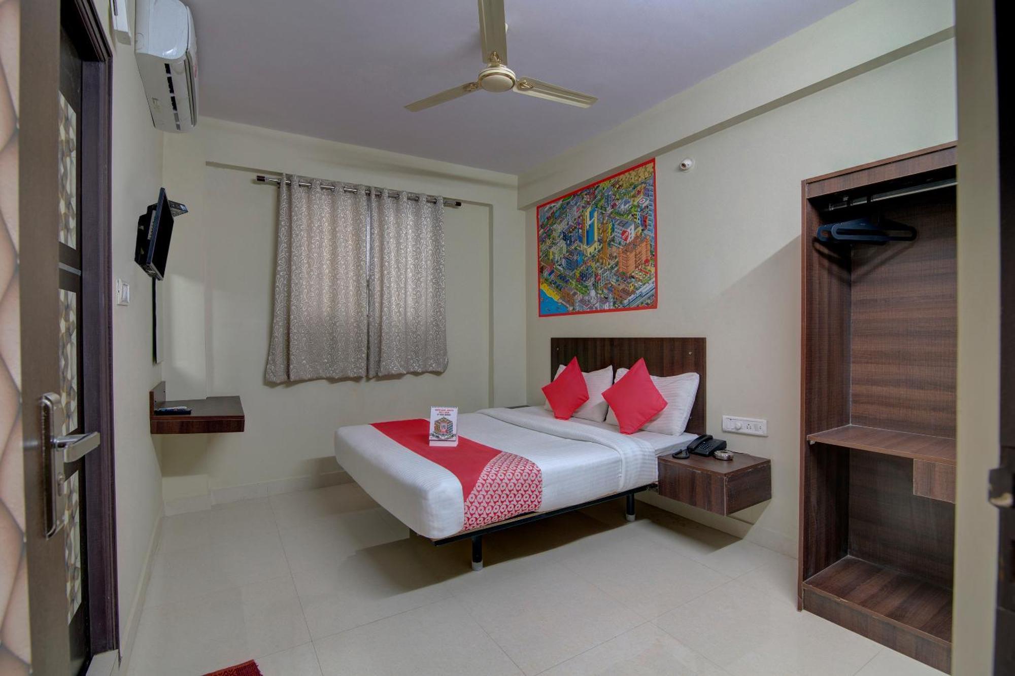 Hotel O Varcity Plaza Bangalore