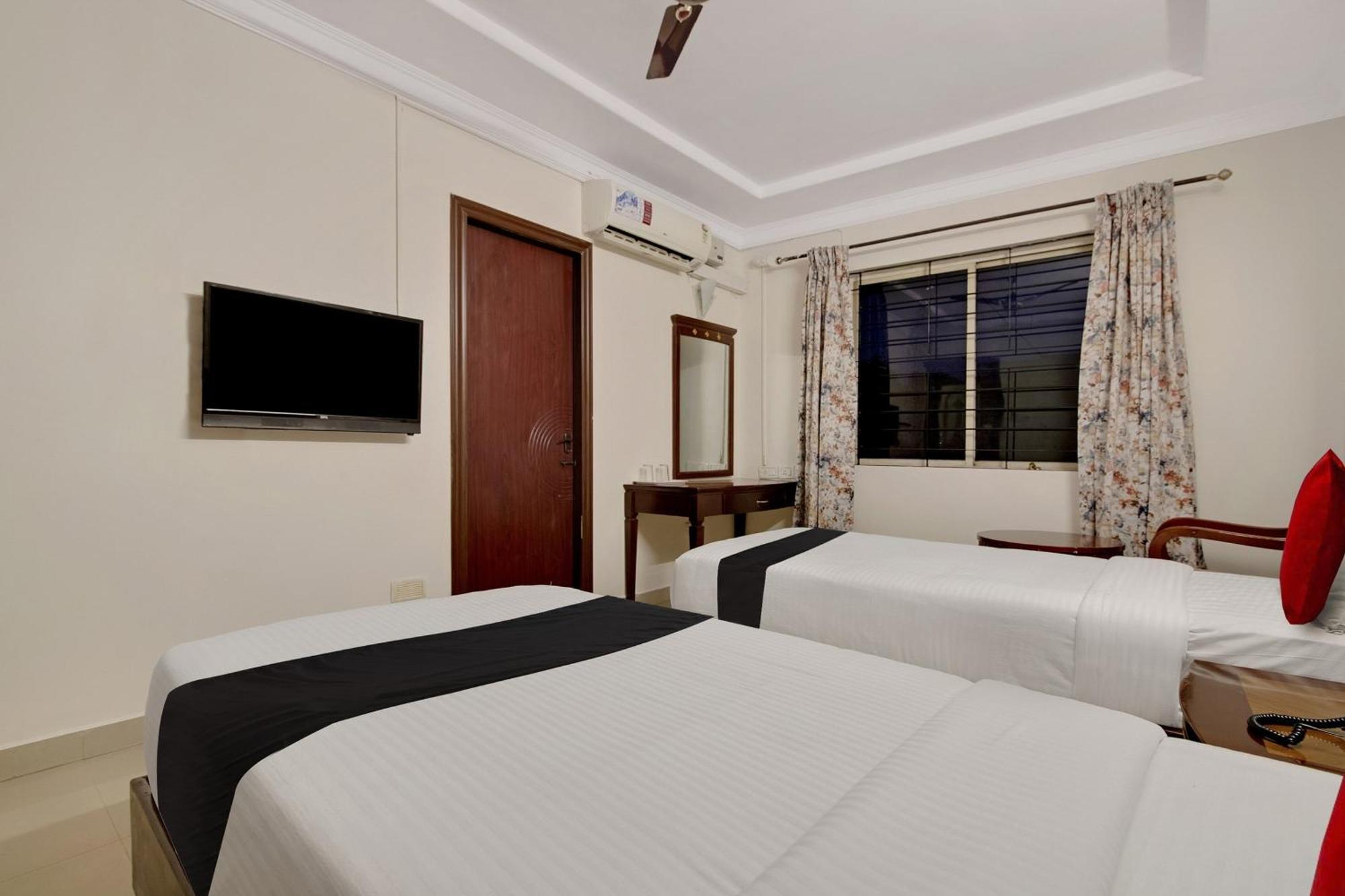 Capital O Elegant Amethyst Business Near Ragigudda Sri Prasanna Anjaneyaswamy Temple 3* Bangalore